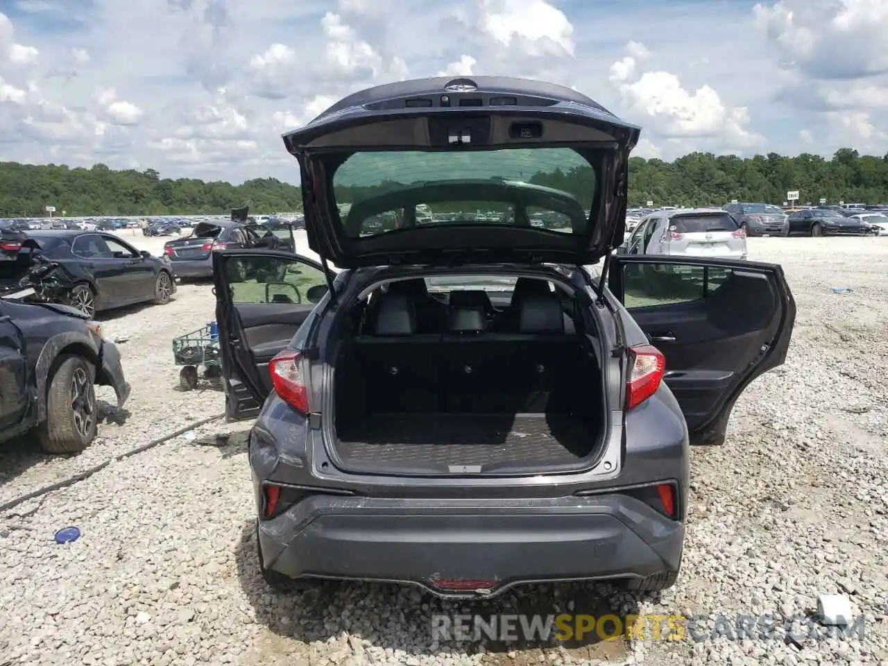 9 Photograph of a damaged car JTNKHMBX8L1080676 TOYOTA C-HR 2020