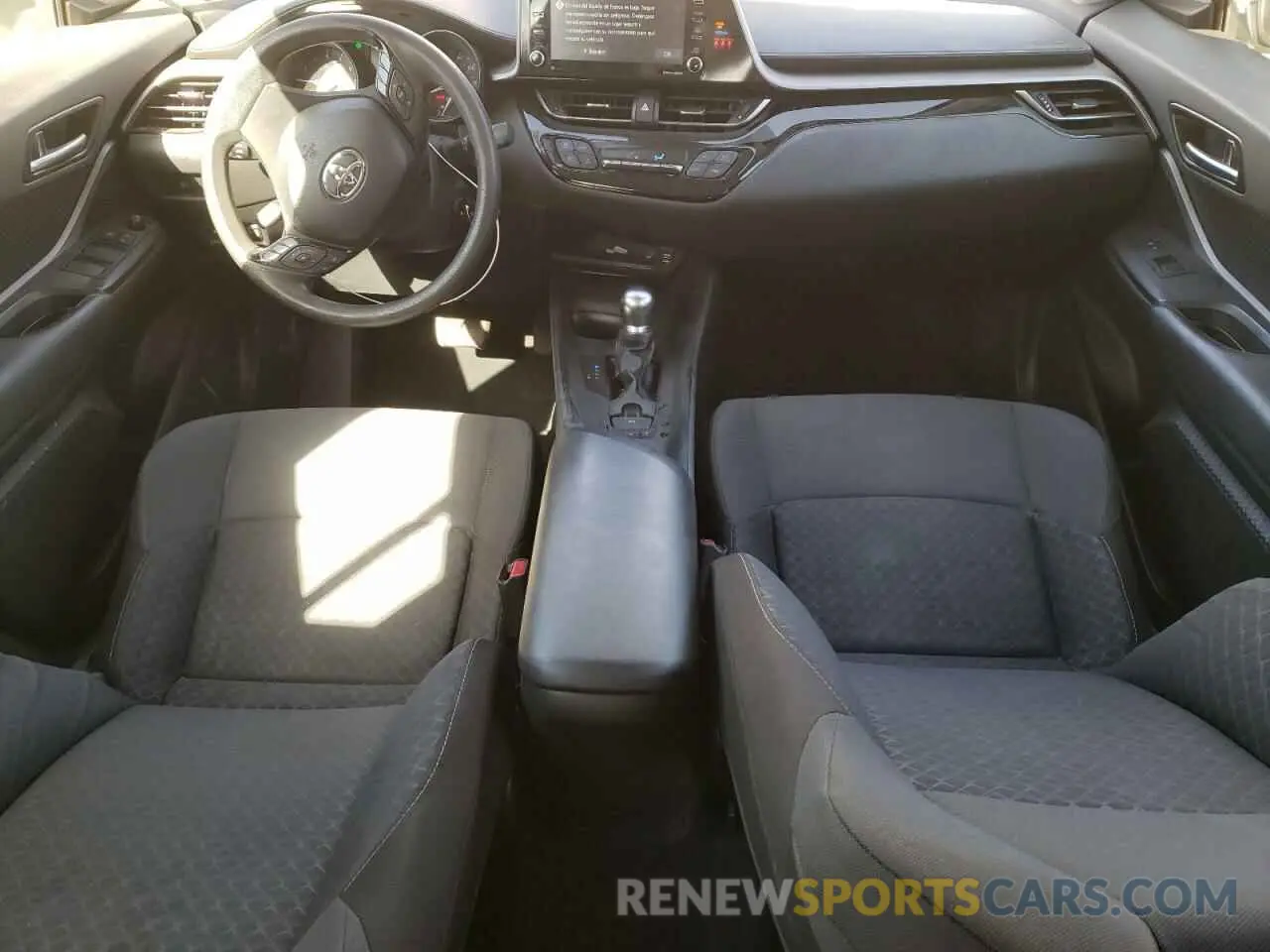 8 Photograph of a damaged car JTNKHMBX8L1084663 TOYOTA C-HR 2020