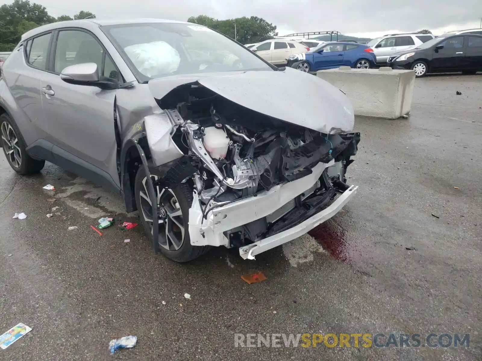 9 Photograph of a damaged car JTNKHMBX8L1086364 TOYOTA C-HR 2020