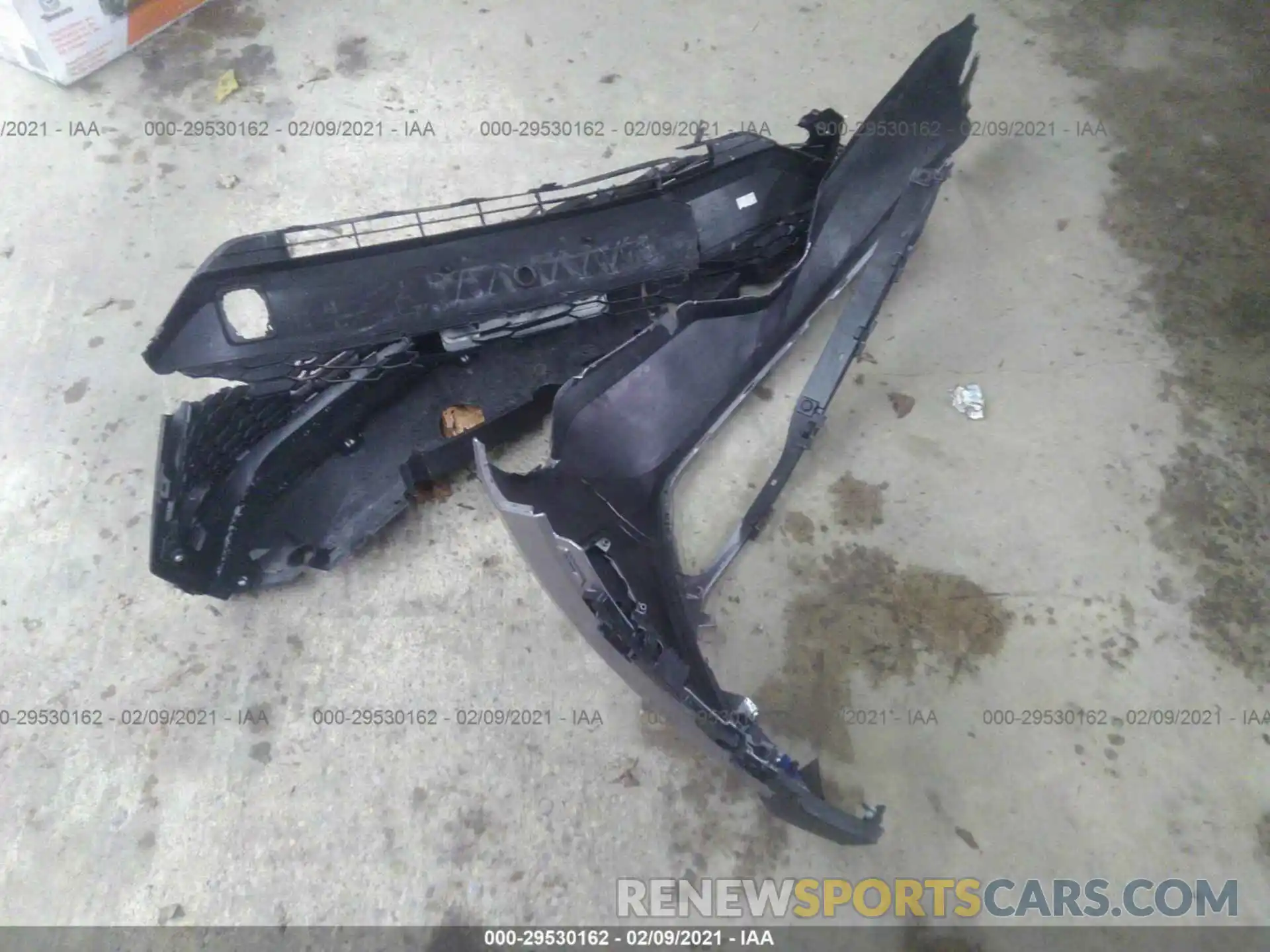 12 Photograph of a damaged car JTNKHMBX8L1087515 TOYOTA C-HR 2020