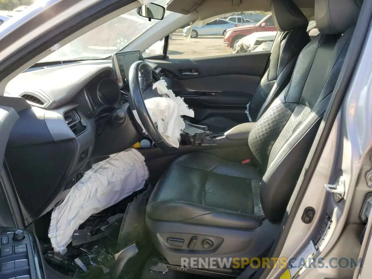 7 Photograph of a damaged car JTNKHMBX8L1088518 TOYOTA C-HR 2020
