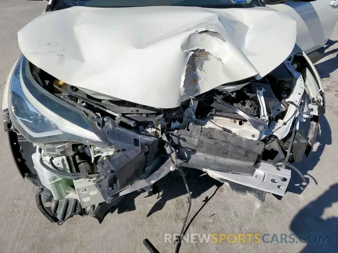 12 Photograph of a damaged car JTNKHMBX8L1091676 TOYOTA C-HR 2020