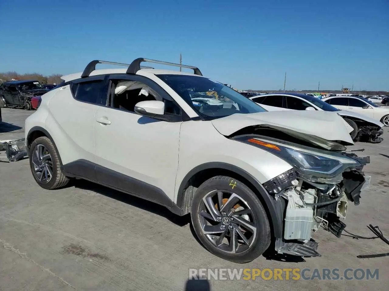 4 Photograph of a damaged car JTNKHMBX8L1091676 TOYOTA C-HR 2020