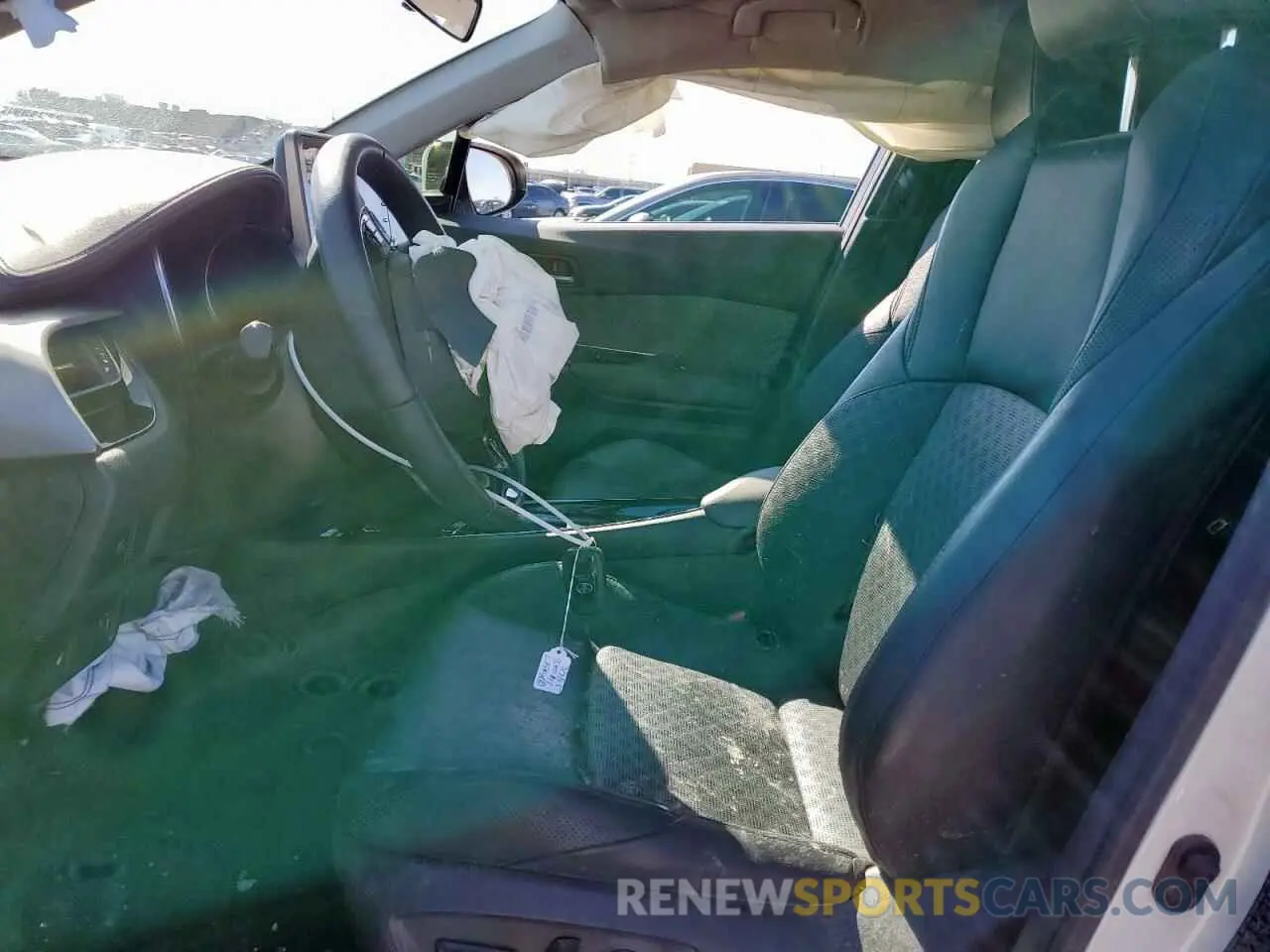 7 Photograph of a damaged car JTNKHMBX8L1091676 TOYOTA C-HR 2020