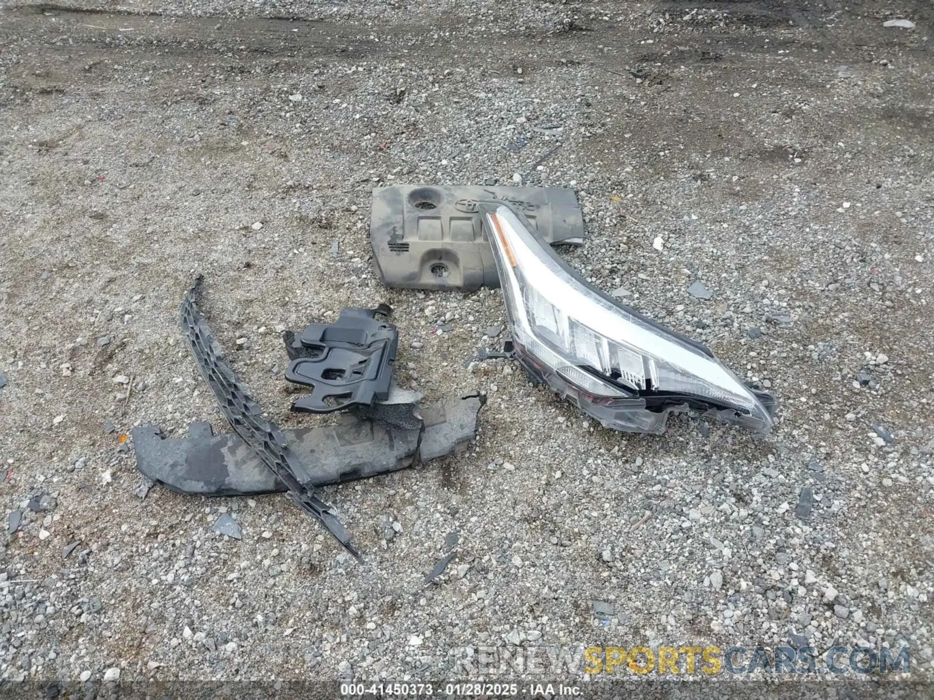 11 Photograph of a damaged car JTNKHMBX8L1093007 TOYOTA C-HR 2020