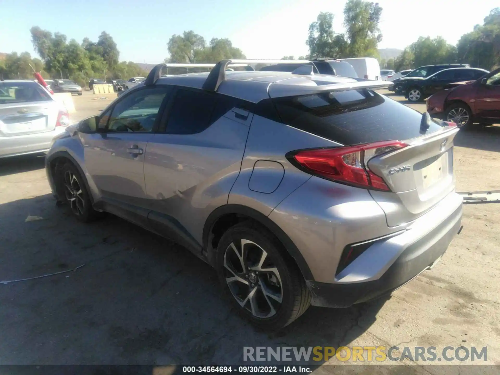 3 Photograph of a damaged car JTNKHMBX9L1067743 TOYOTA C-HR 2020