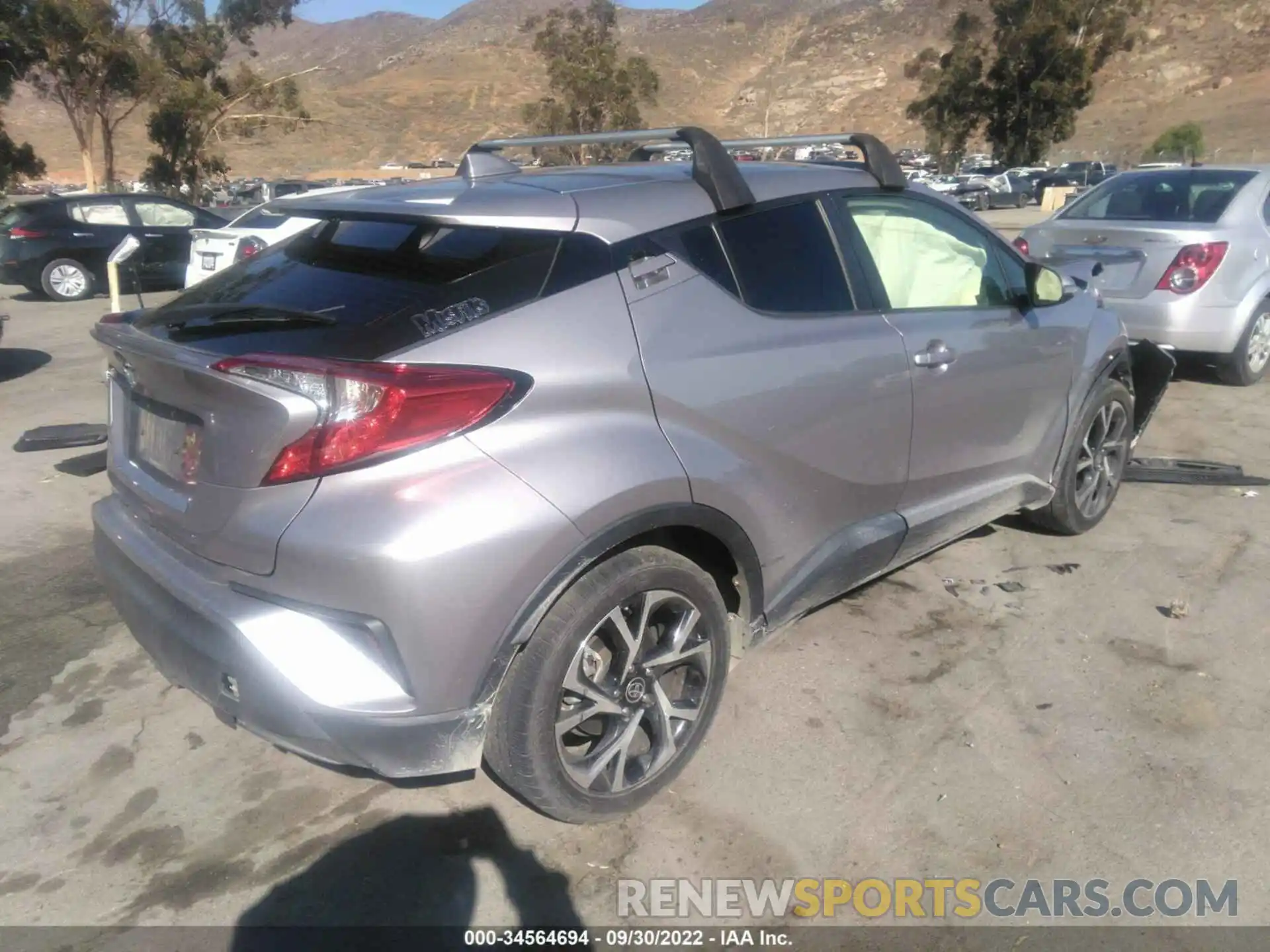 4 Photograph of a damaged car JTNKHMBX9L1067743 TOYOTA C-HR 2020