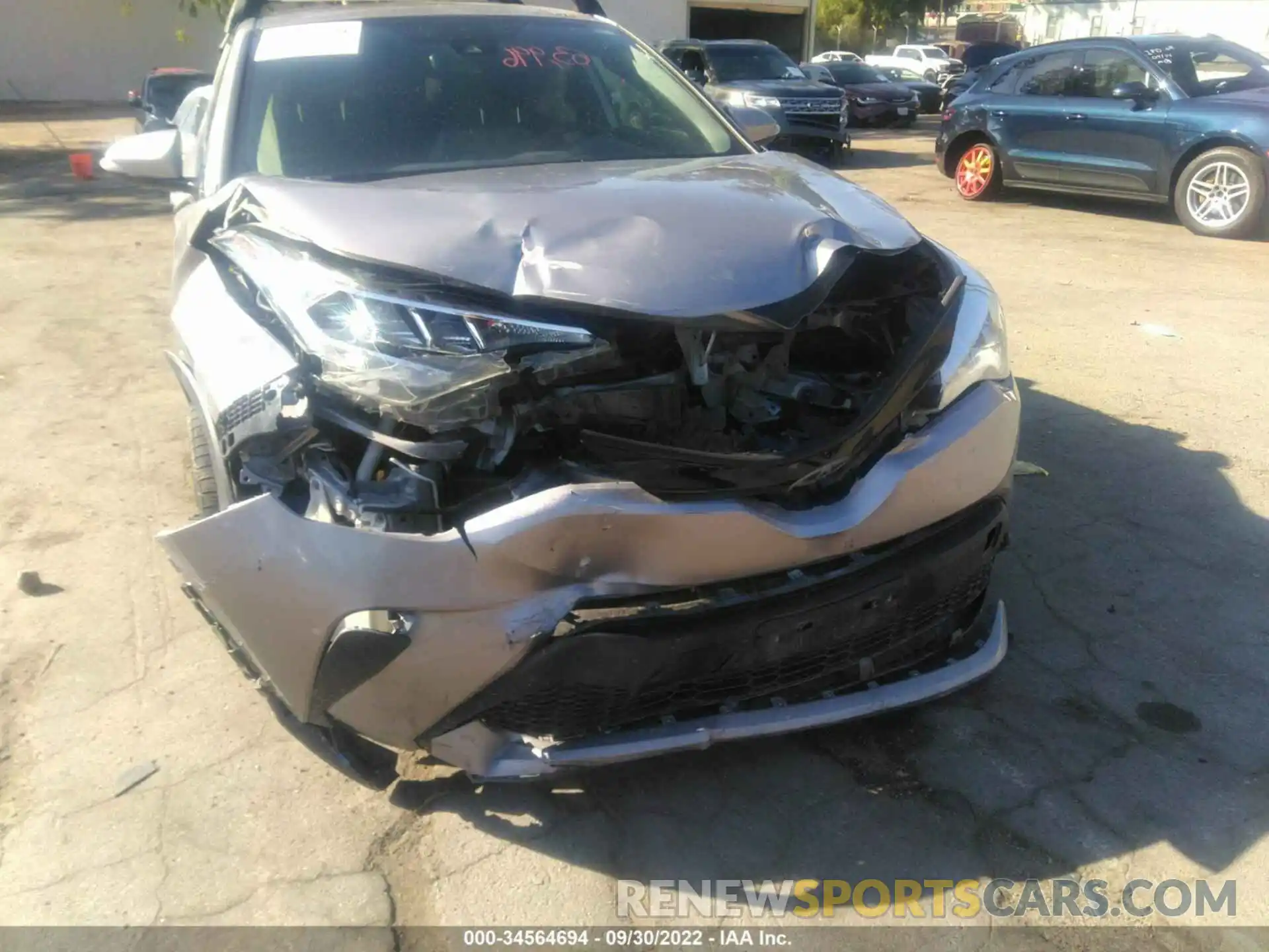 6 Photograph of a damaged car JTNKHMBX9L1067743 TOYOTA C-HR 2020