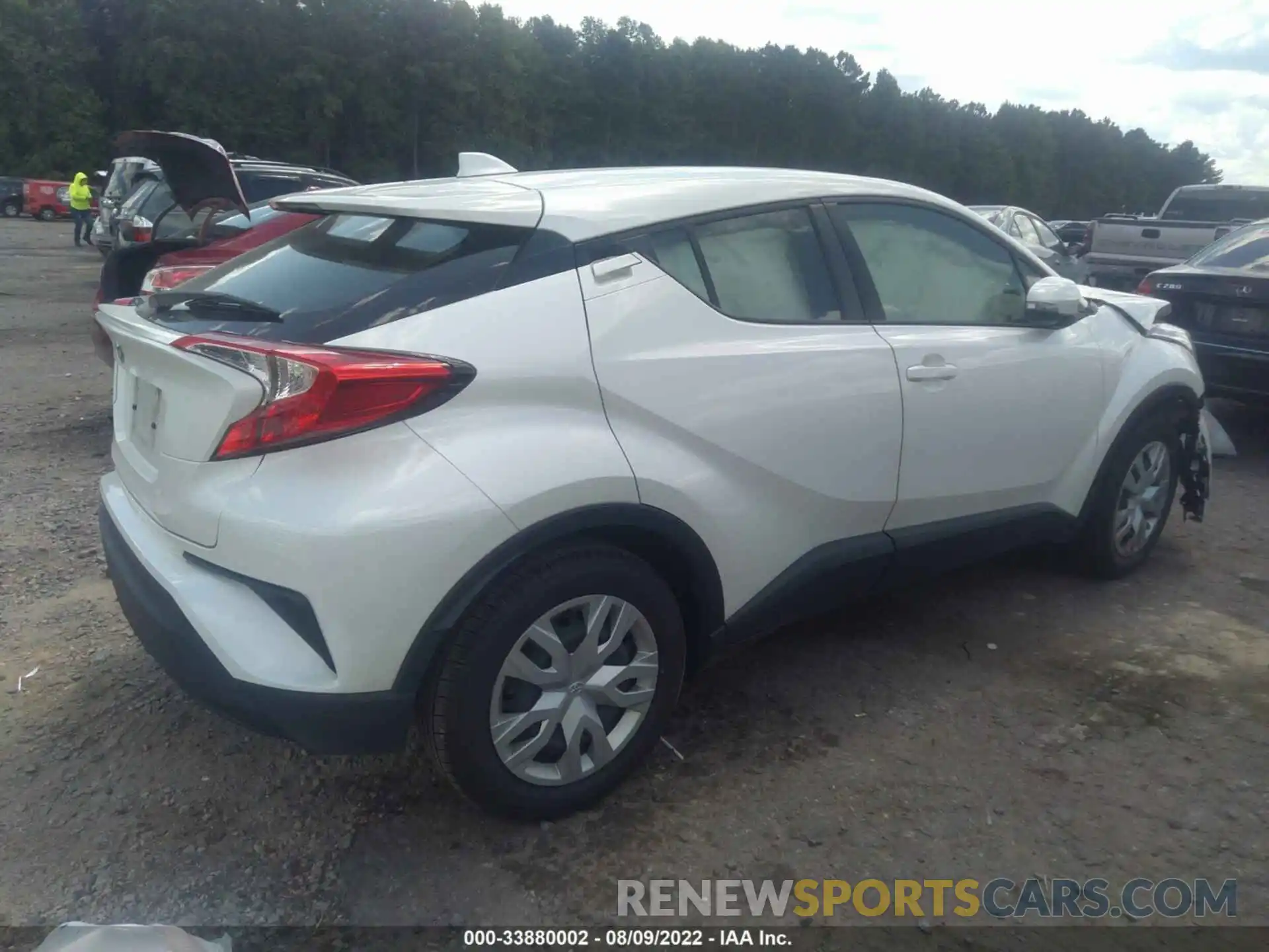 4 Photograph of a damaged car JTNKHMBX9L1072327 TOYOTA C-HR 2020