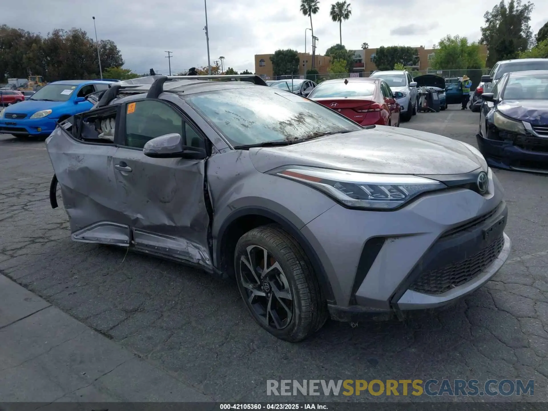 1 Photograph of a damaged car JTNKHMBX9L1075101 TOYOTA C-HR 2020