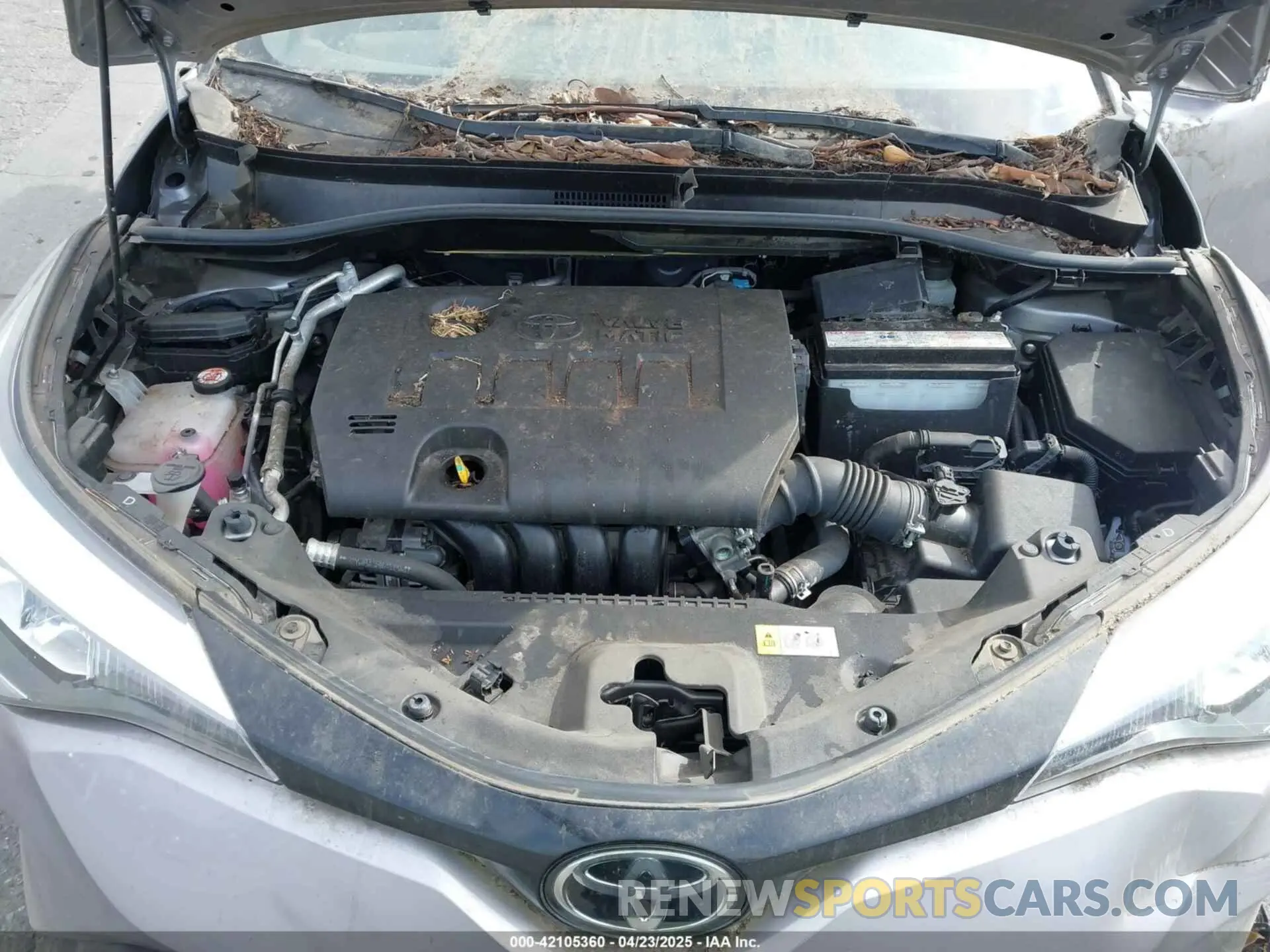 10 Photograph of a damaged car JTNKHMBX9L1075101 TOYOTA C-HR 2020