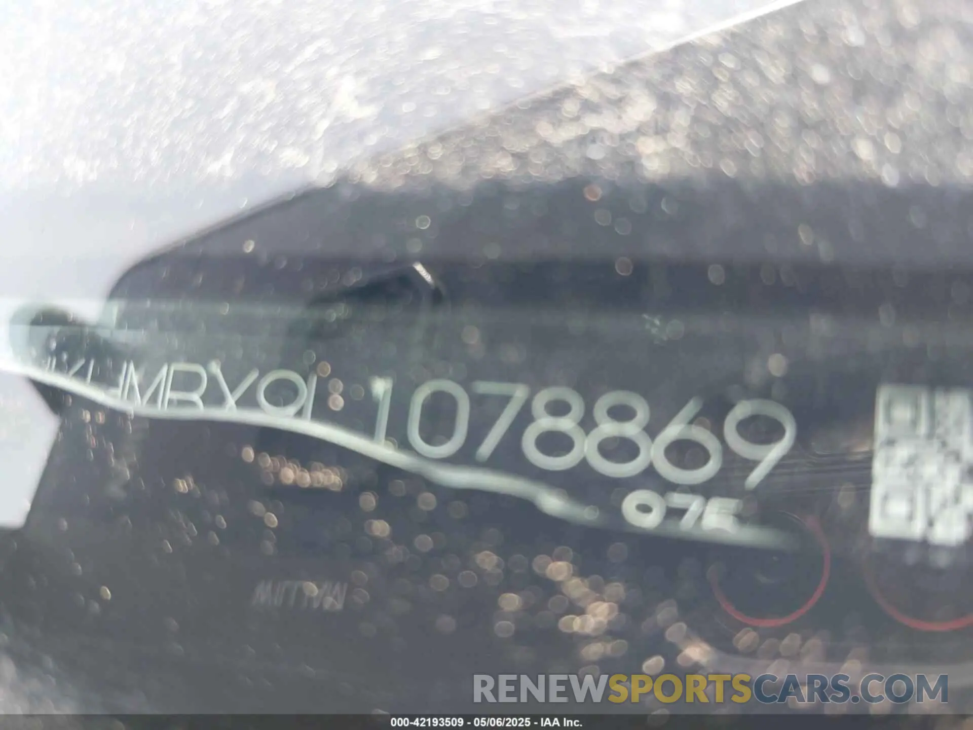21 Photograph of a damaged car JTNKHMBX9L1078869 TOYOTA C-HR 2020