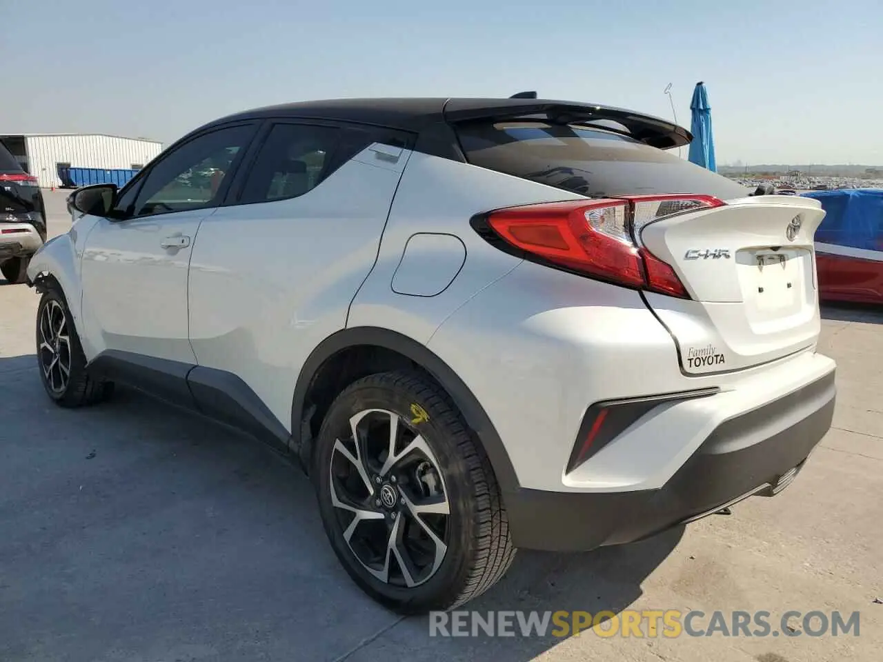 2 Photograph of a damaged car JTNKHMBX9L1080010 TOYOTA C-HR 2020