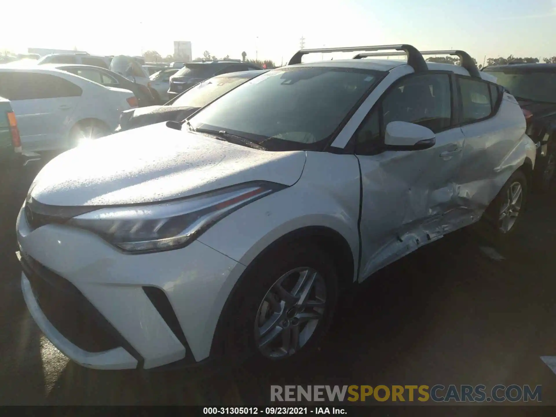 2 Photograph of a damaged car JTNKHMBX9L1086681 TOYOTA C-HR 2020