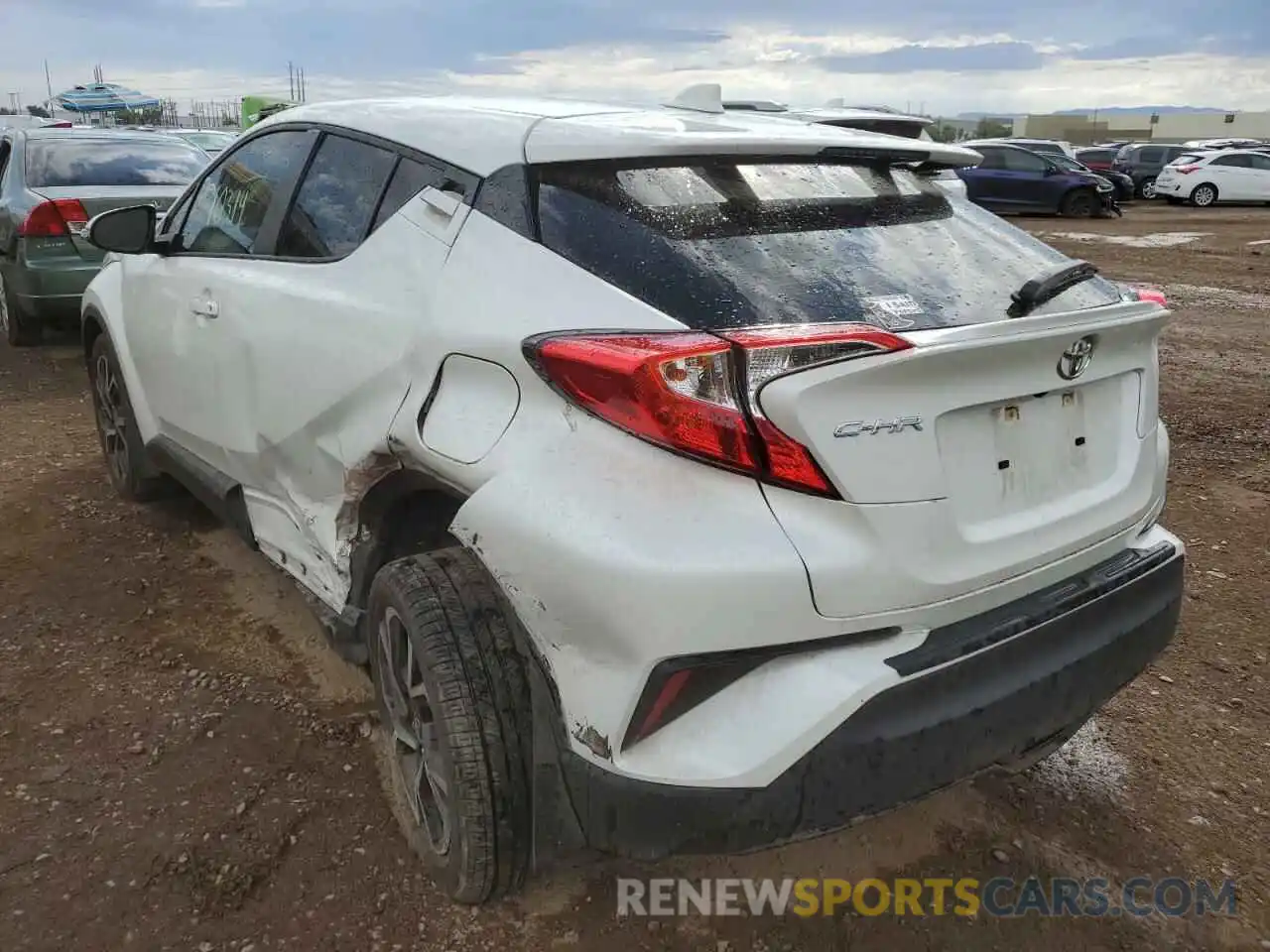 3 Photograph of a damaged car JTNKHMBX9L1088821 TOYOTA C-HR 2020