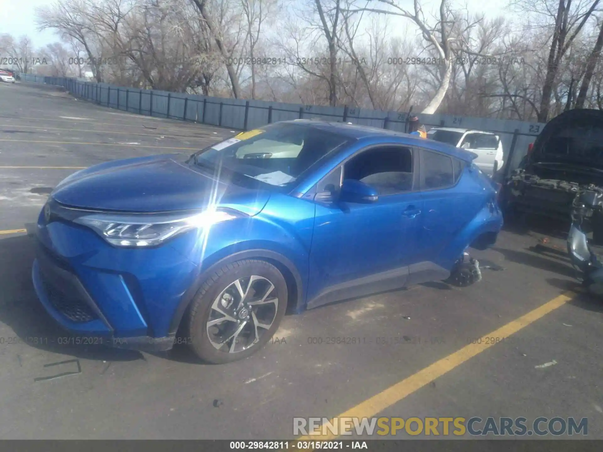 2 Photograph of a damaged car JTNKHMBX9L1090973 TOYOTA C-HR 2020