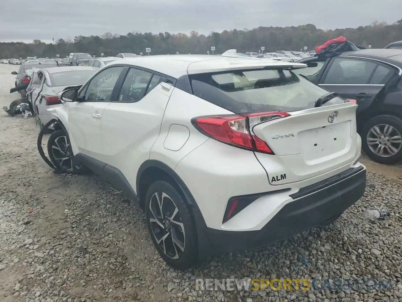 3 Photograph of a damaged car JTNKHMBX9L1091010 TOYOTA C-HR 2020