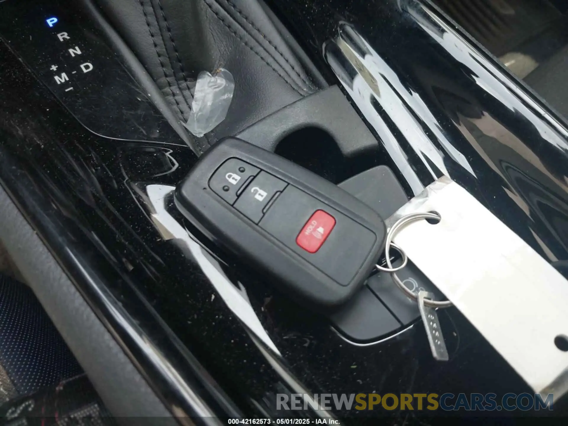 11 Photograph of a damaged car JTNKHMBXXL1066648 TOYOTA C-HR 2020