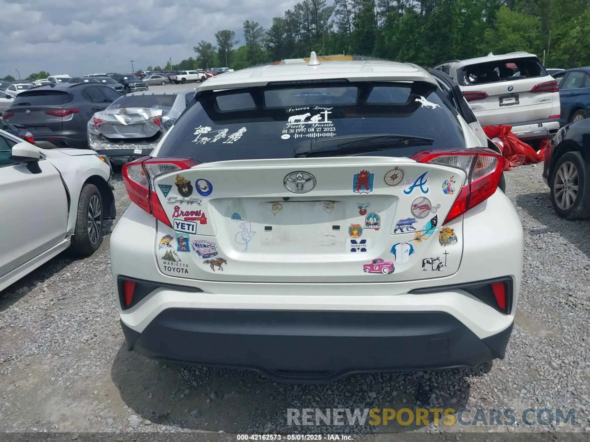 16 Photograph of a damaged car JTNKHMBXXL1066648 TOYOTA C-HR 2020