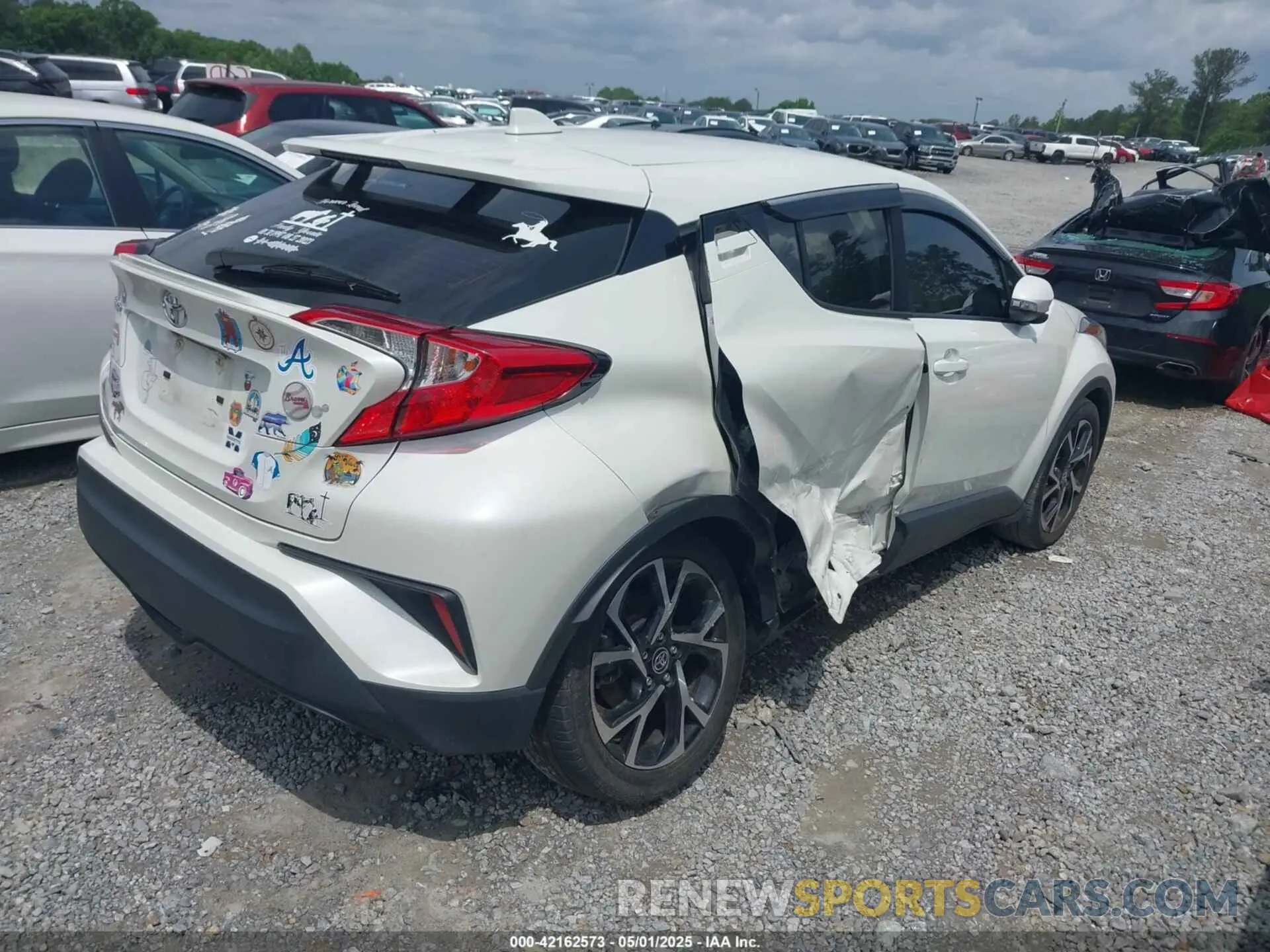 4 Photograph of a damaged car JTNKHMBXXL1066648 TOYOTA C-HR 2020
