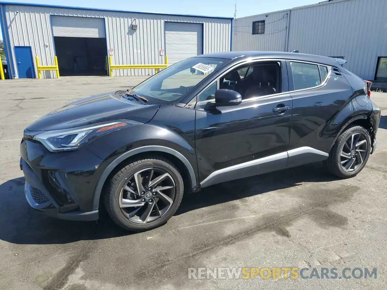 1 Photograph of a damaged car JTNKHMBXXL1068125 TOYOTA C-HR 2020