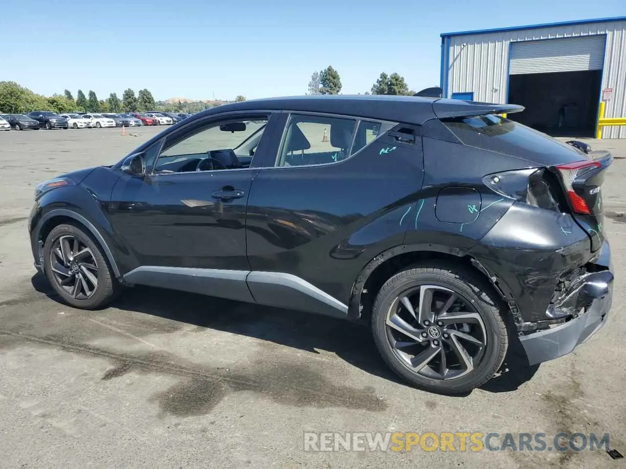 2 Photograph of a damaged car JTNKHMBXXL1068125 TOYOTA C-HR 2020