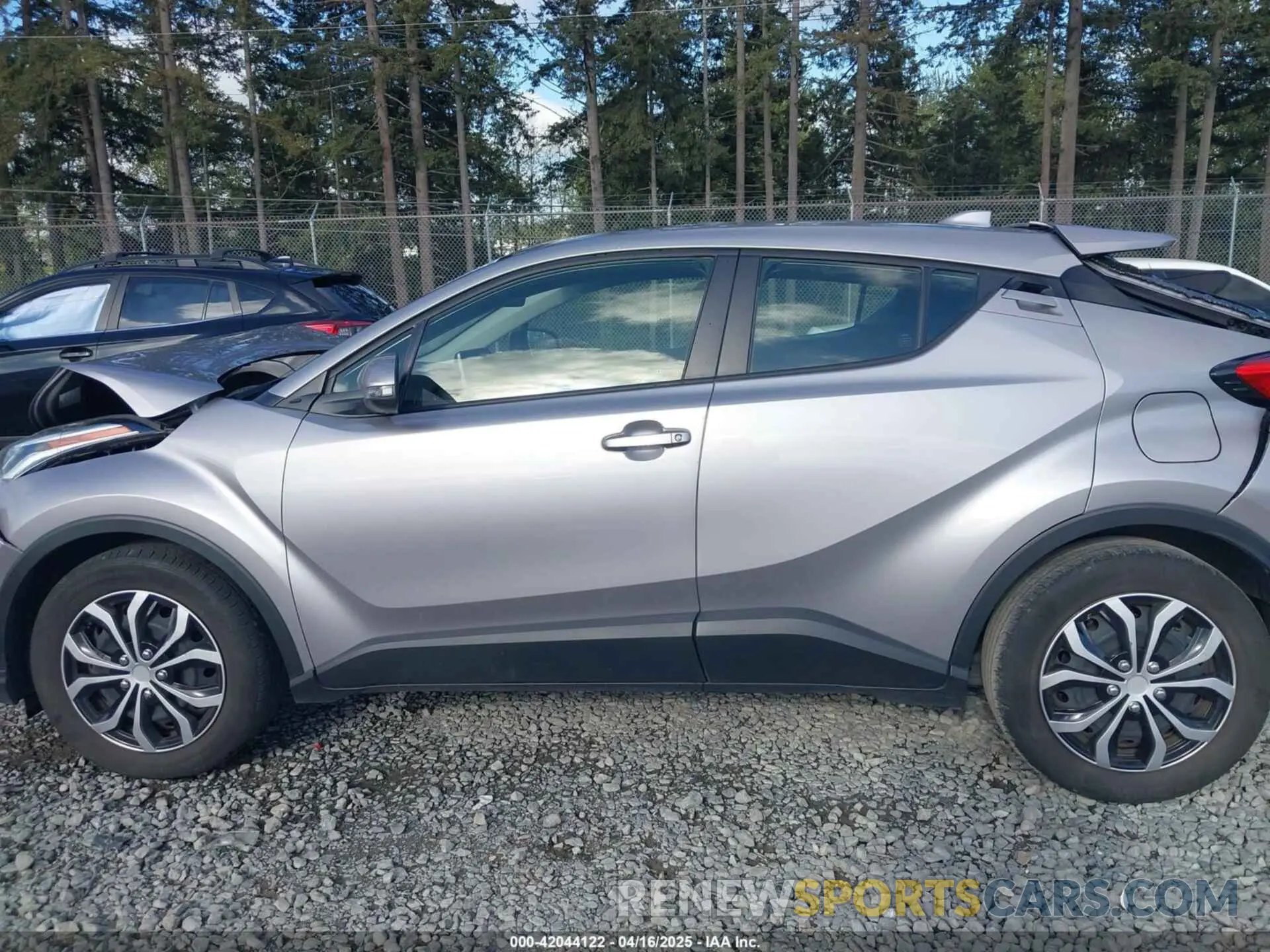 14 Photograph of a damaged car JTNKHMBXXL1077939 TOYOTA C-HR 2020