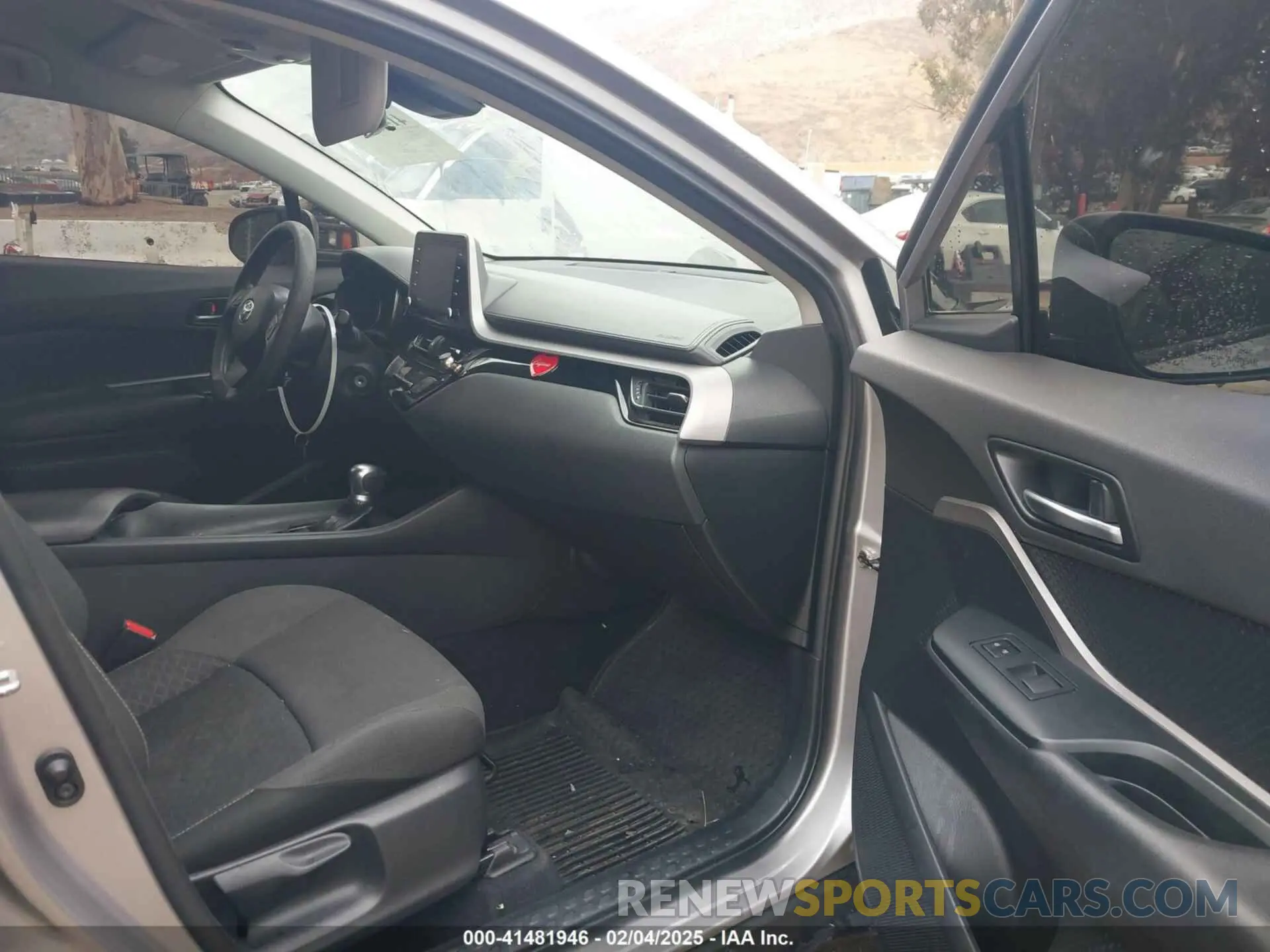 5 Photograph of a damaged car JTNKHMBXXL1082350 TOYOTA C-HR 2020