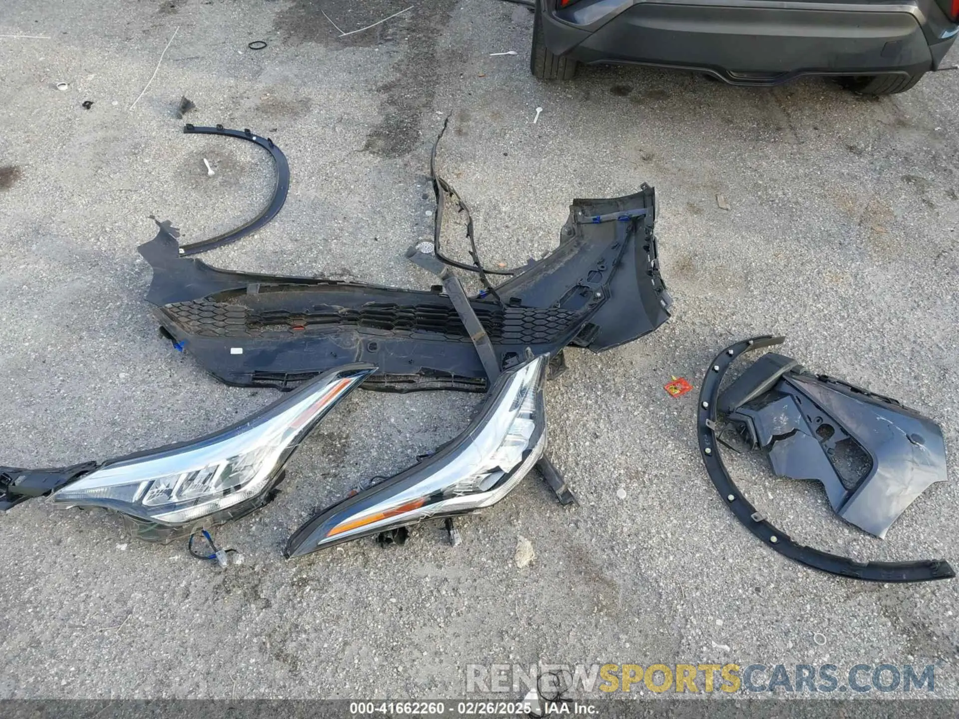 12 Photograph of a damaged car JTNKHMBXXL1087676 TOYOTA C-HR 2020