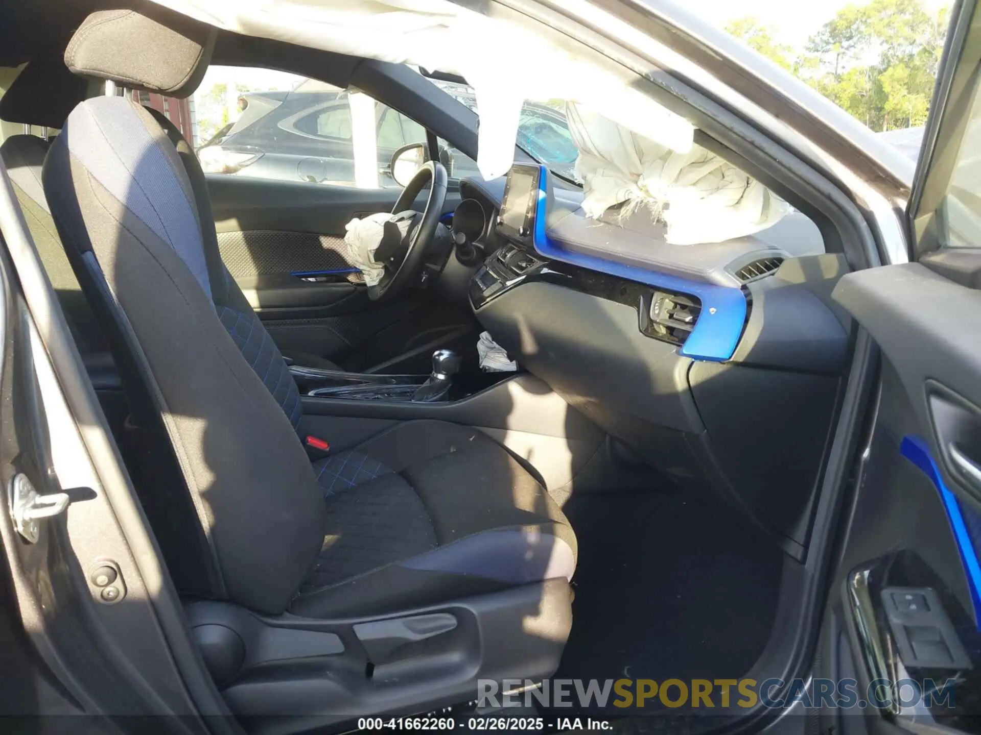 5 Photograph of a damaged car JTNKHMBXXL1087676 TOYOTA C-HR 2020