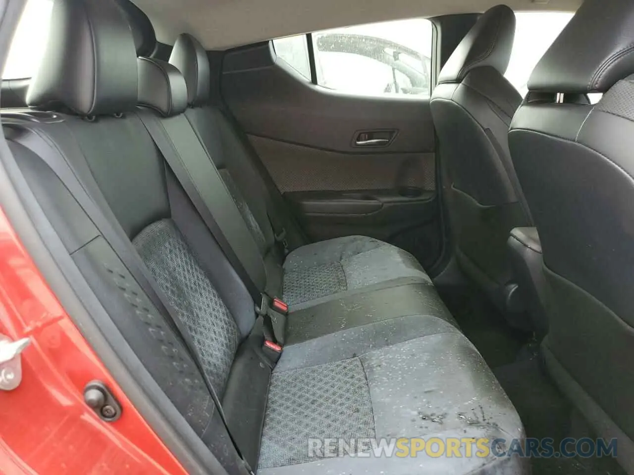 11 Photograph of a damaged car JTNKHMBXXL1093526 TOYOTA C-HR 2020