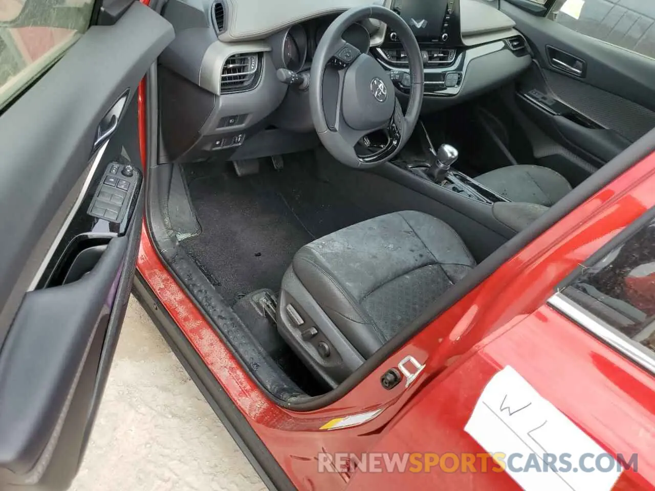 8 Photograph of a damaged car JTNKHMBXXL1093526 TOYOTA C-HR 2020