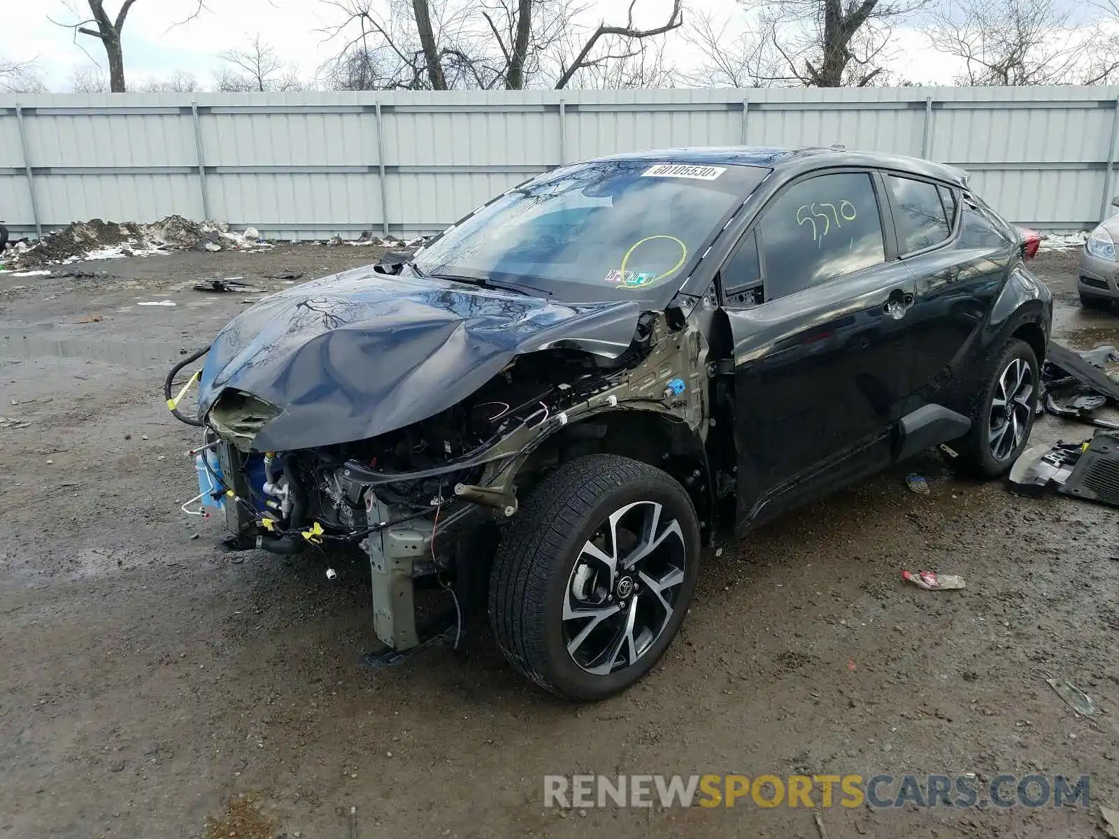 2 Photograph of a damaged car NMTKHMBX0LR103034 TOYOTA C-HR 2020