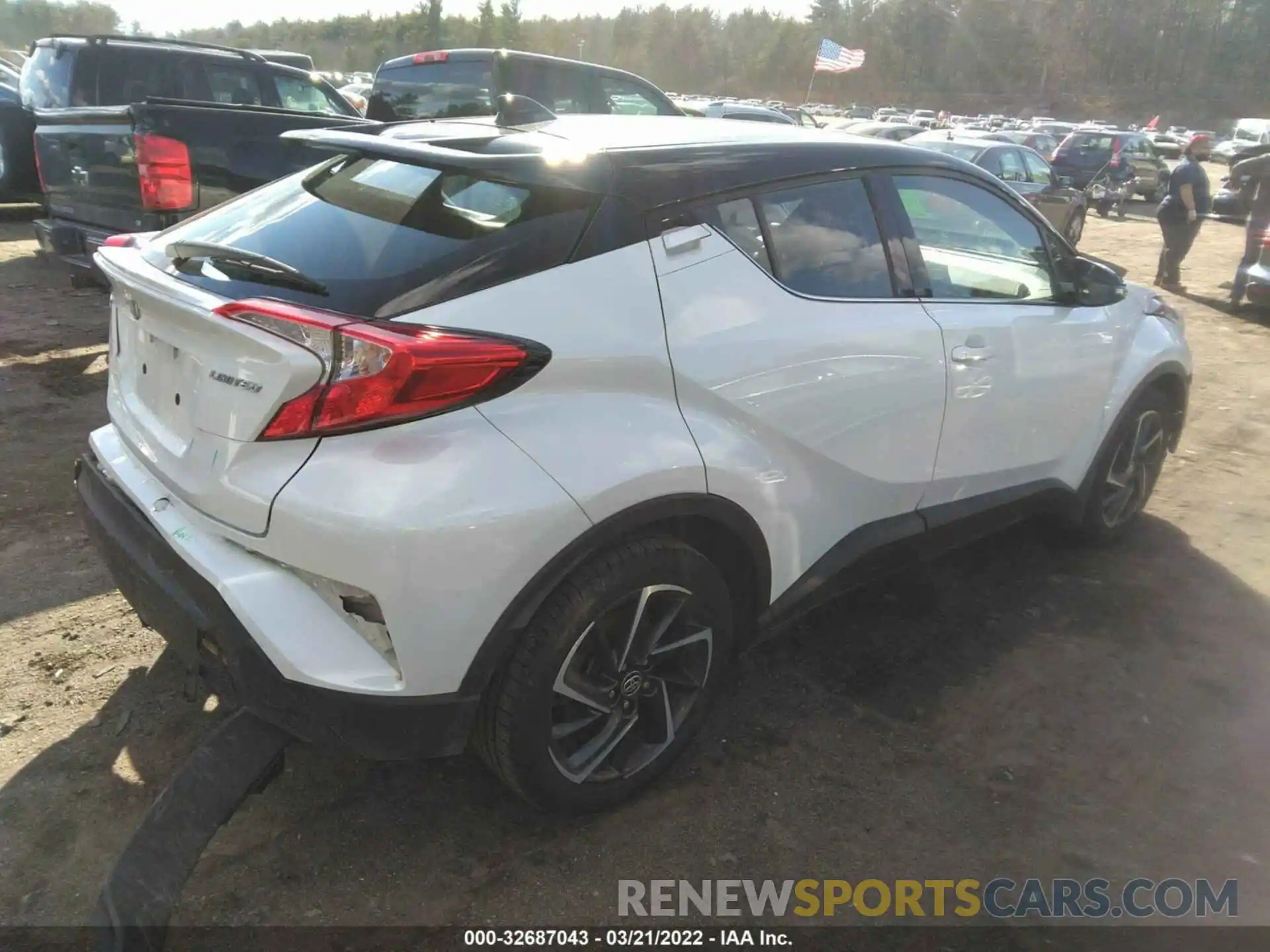 4 Photograph of a damaged car NMTKHMBX0LR103762 TOYOTA C-HR 2020