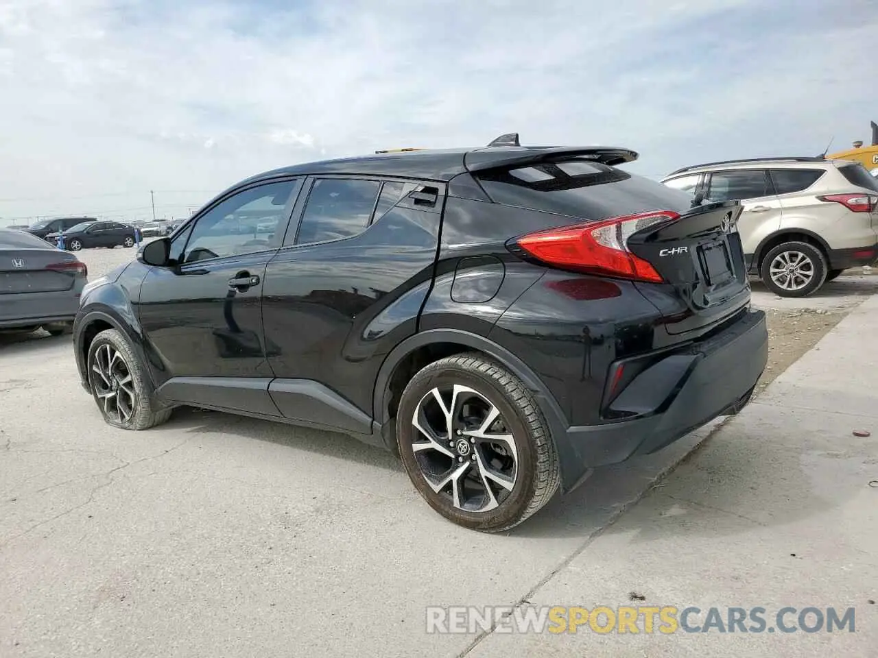 2 Photograph of a damaged car NMTKHMBX0LR104121 TOYOTA C-HR 2020