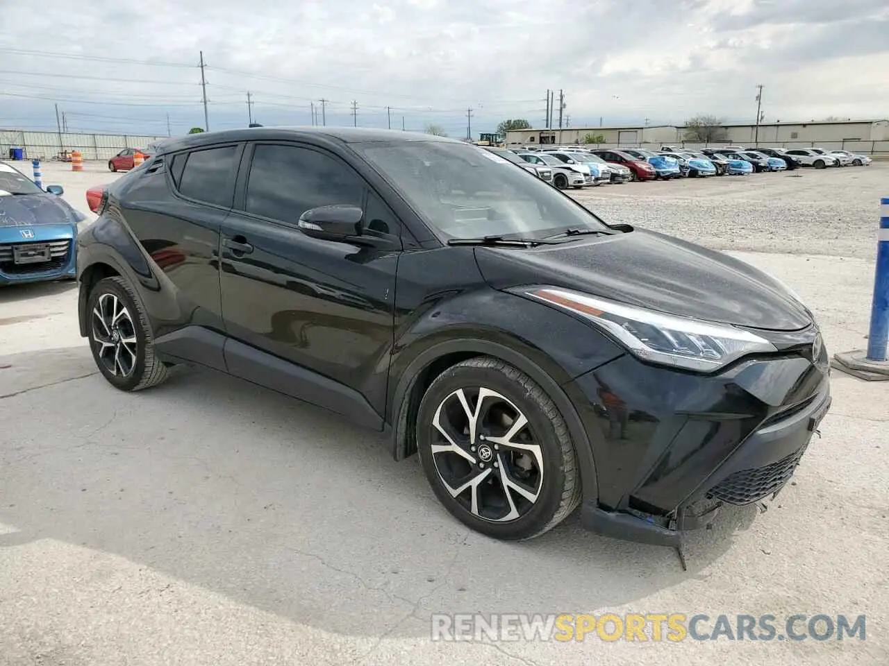4 Photograph of a damaged car NMTKHMBX0LR104121 TOYOTA C-HR 2020
