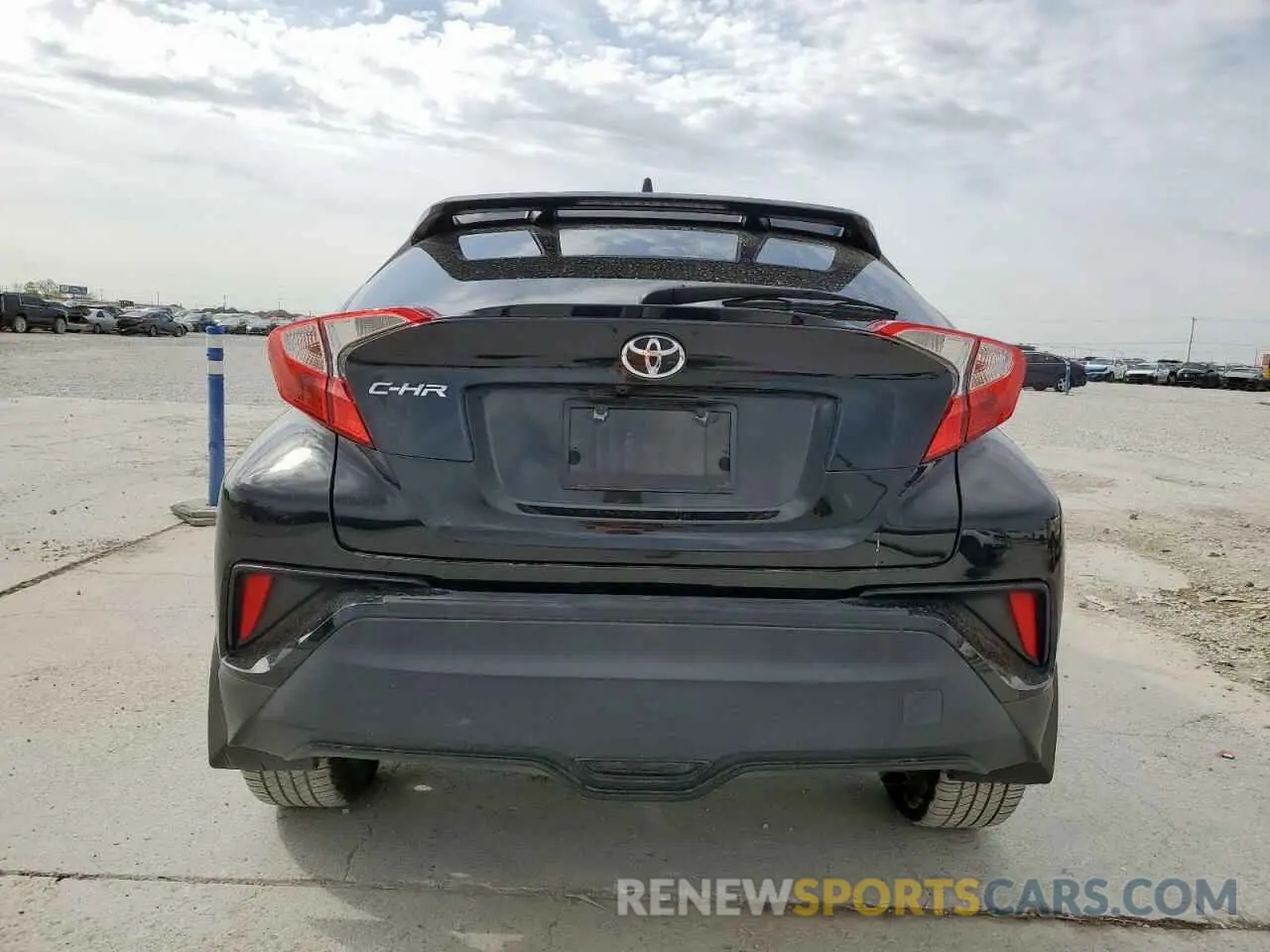 6 Photograph of a damaged car NMTKHMBX0LR104121 TOYOTA C-HR 2020