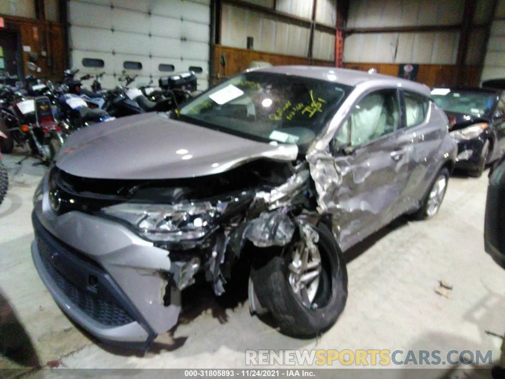 2 Photograph of a damaged car NMTKHMBX0LR115734 TOYOTA C-HR 2020