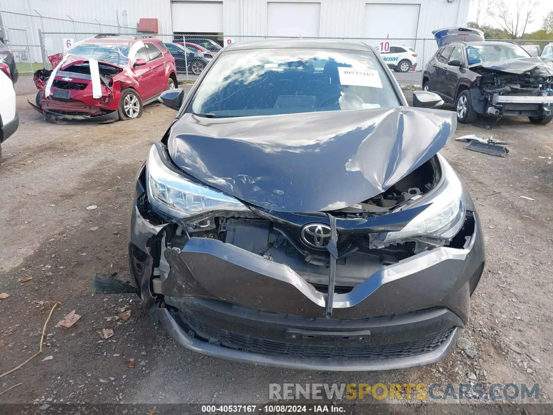 12 Photograph of a damaged car NMTKHMBX1LR102426 TOYOTA C-HR 2020
