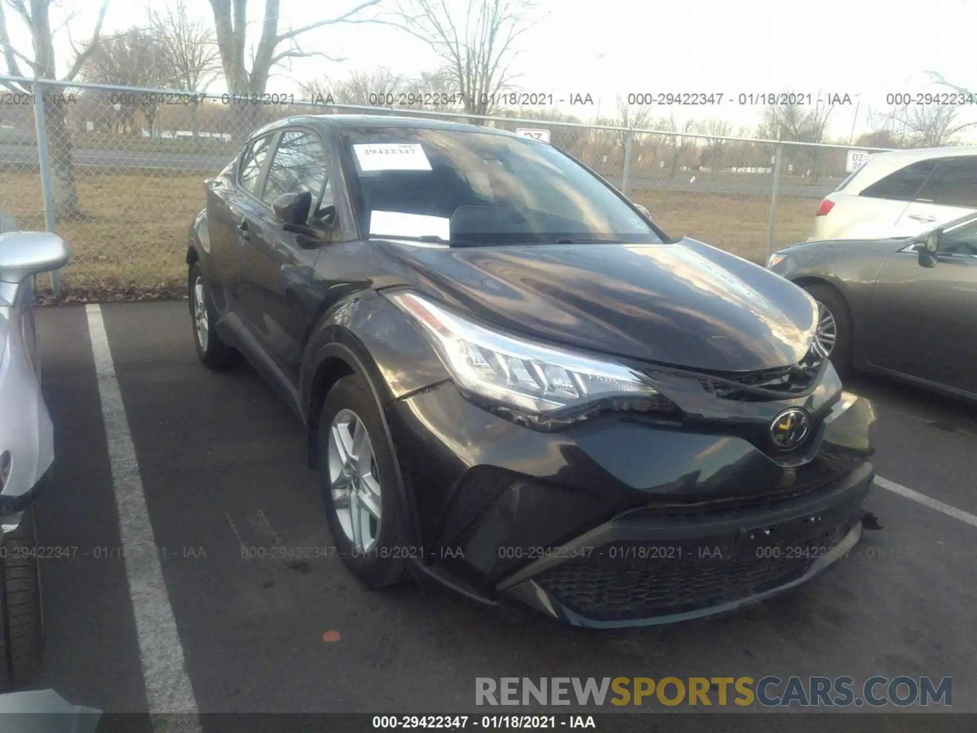 1 Photograph of a damaged car NMTKHMBX1LR102975 TOYOTA C-HR 2020