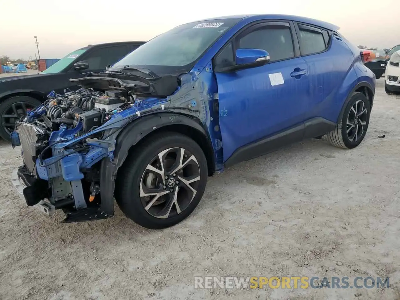 1 Photograph of a damaged car NMTKHMBX1LR104774 TOYOTA C-HR 2020