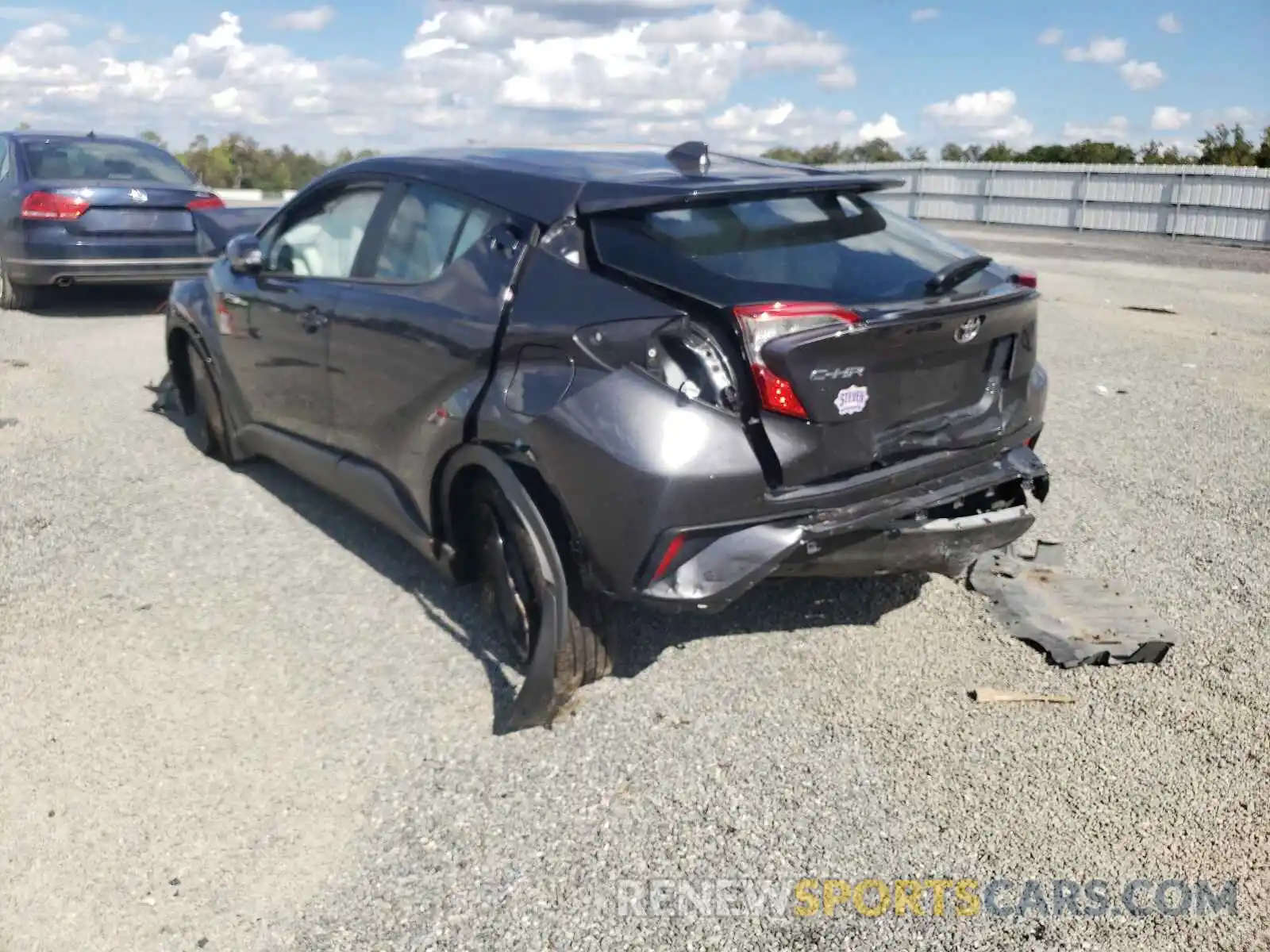 3 Photograph of a damaged car NMTKHMBX1LR105410 TOYOTA C-HR 2020