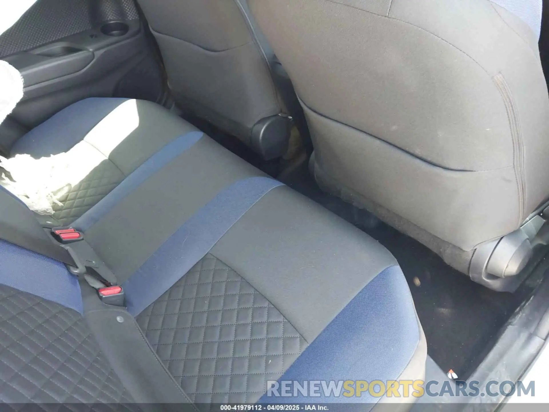 8 Photograph of a damaged car NMTKHMBX1LR107092 TOYOTA C-HR 2020