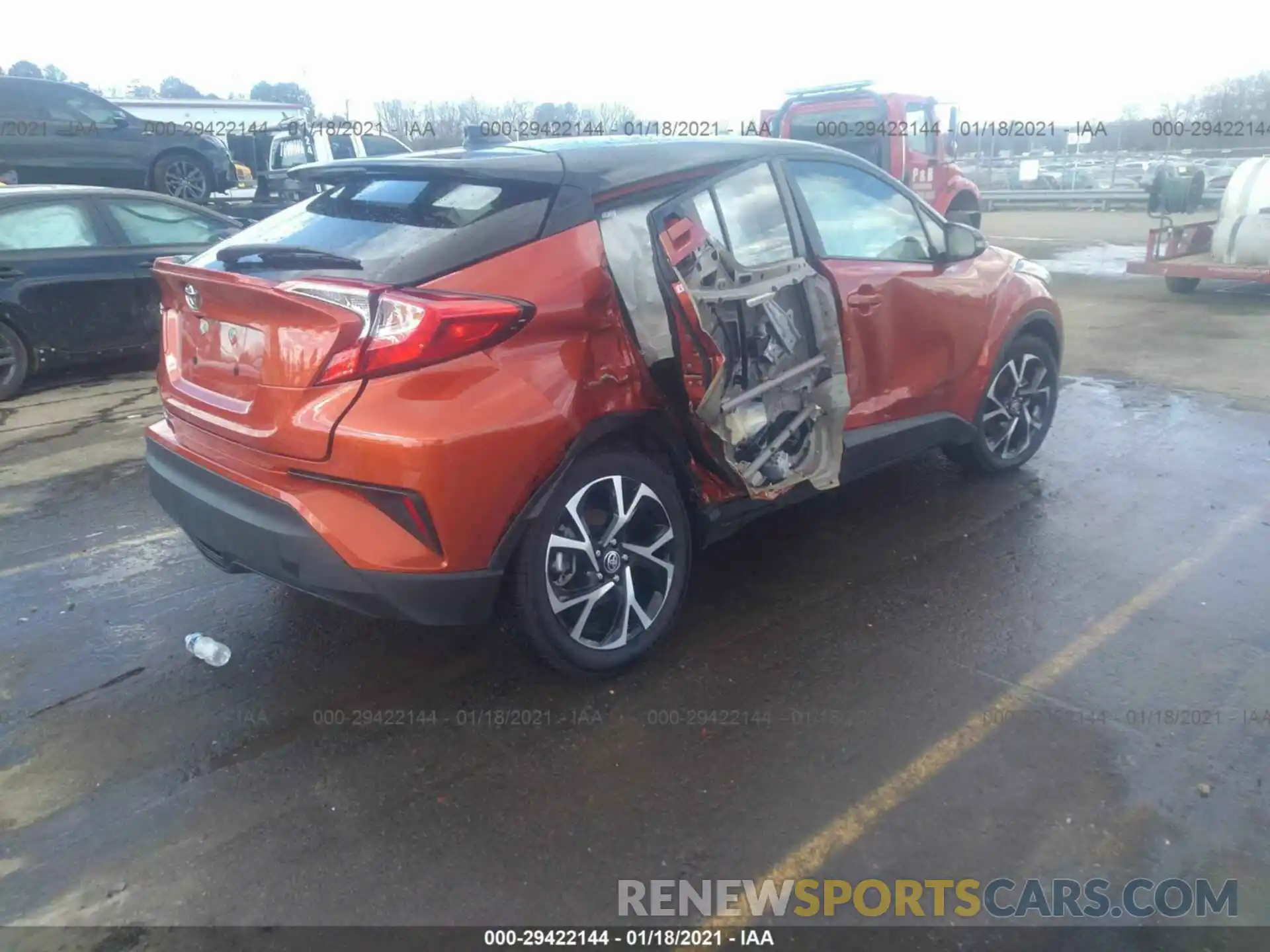 4 Photograph of a damaged car NMTKHMBX1LR107593 TOYOTA C-HR 2020