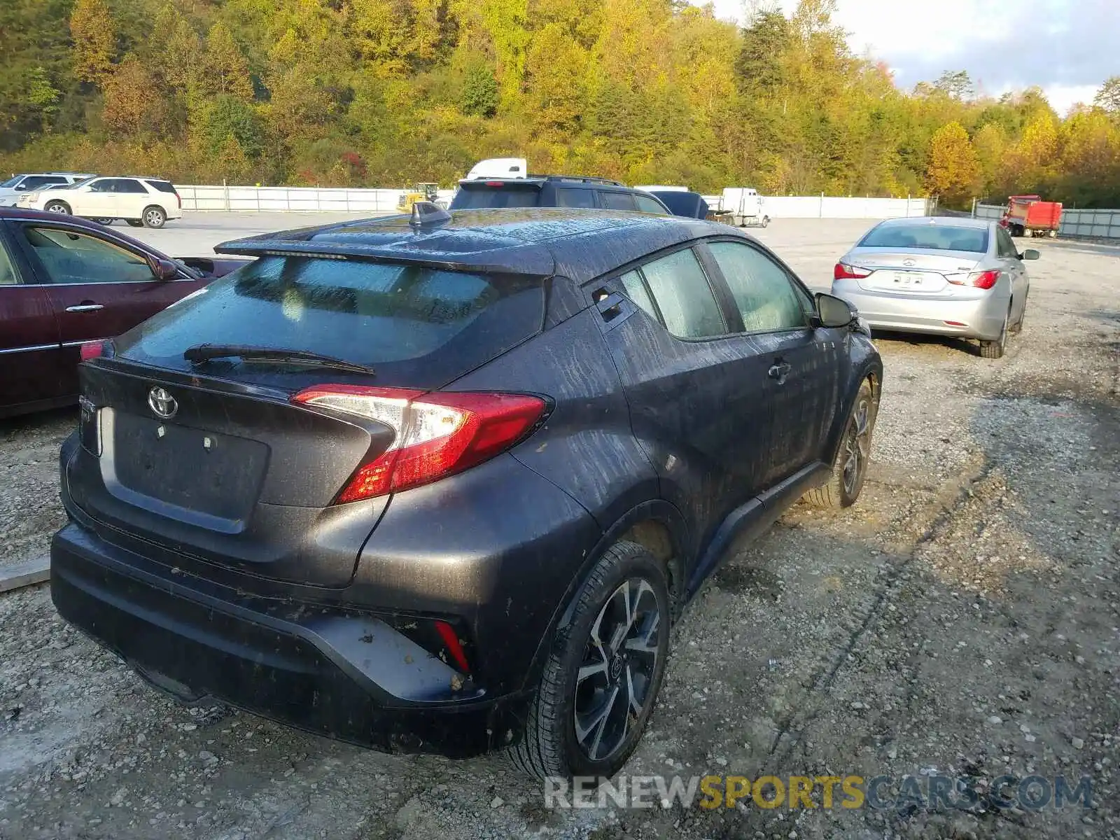 4 Photograph of a damaged car NMTKHMBX1LR108369 TOYOTA C-HR 2020