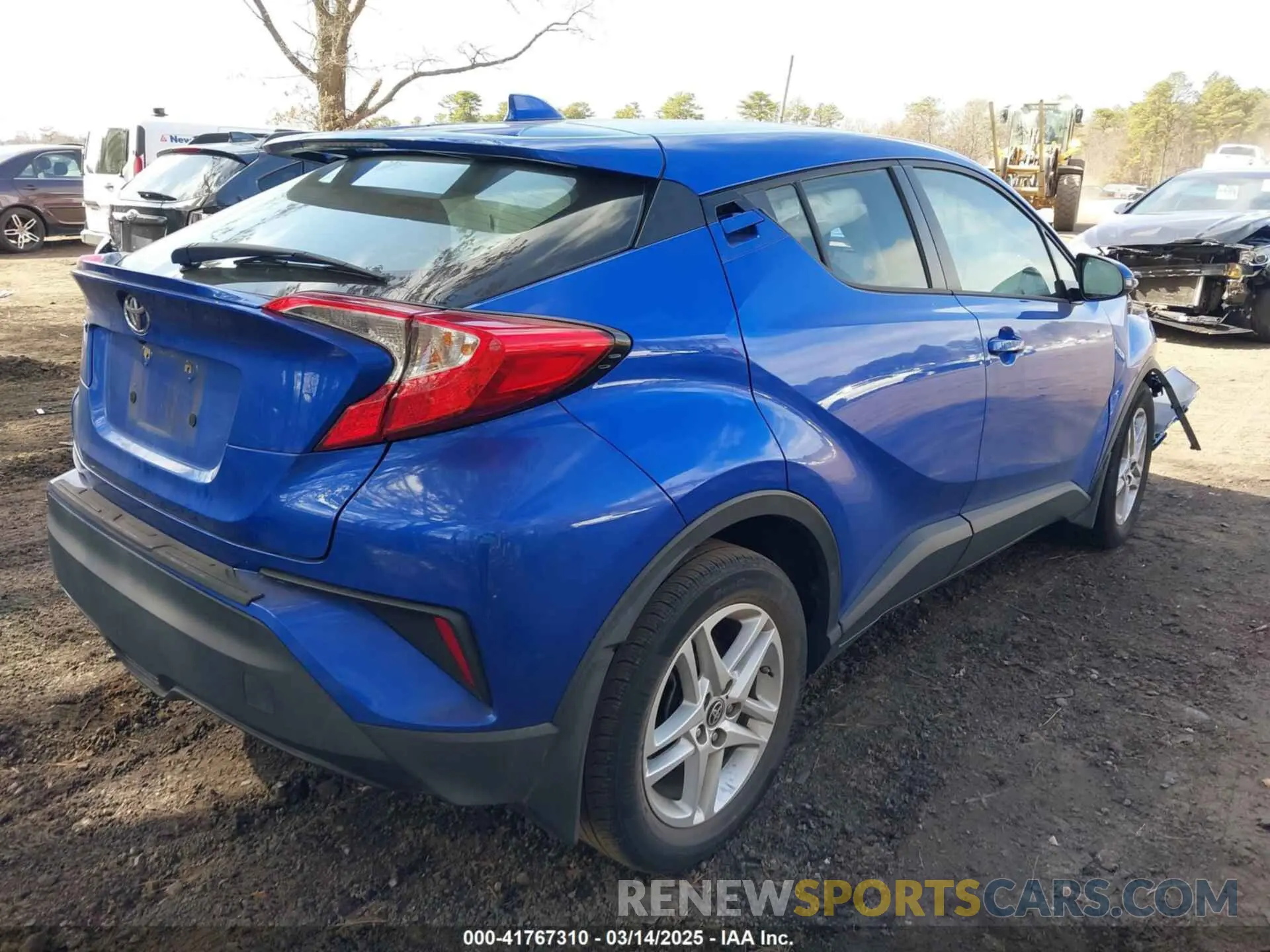 4 Photograph of a damaged car NMTKHMBX1LR108498 TOYOTA C-HR 2020