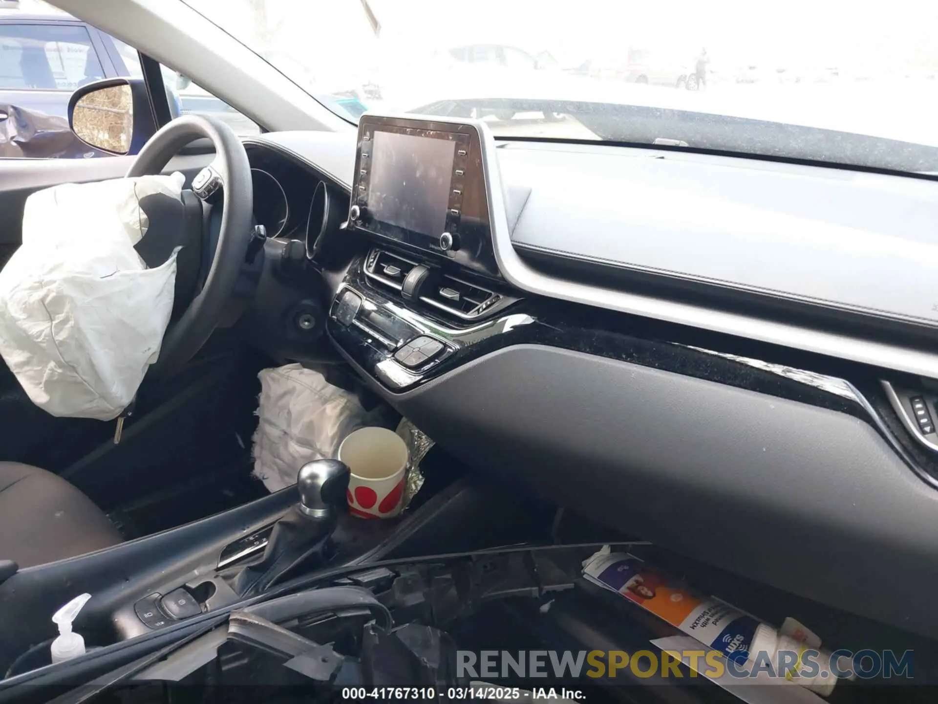 5 Photograph of a damaged car NMTKHMBX1LR108498 TOYOTA C-HR 2020
