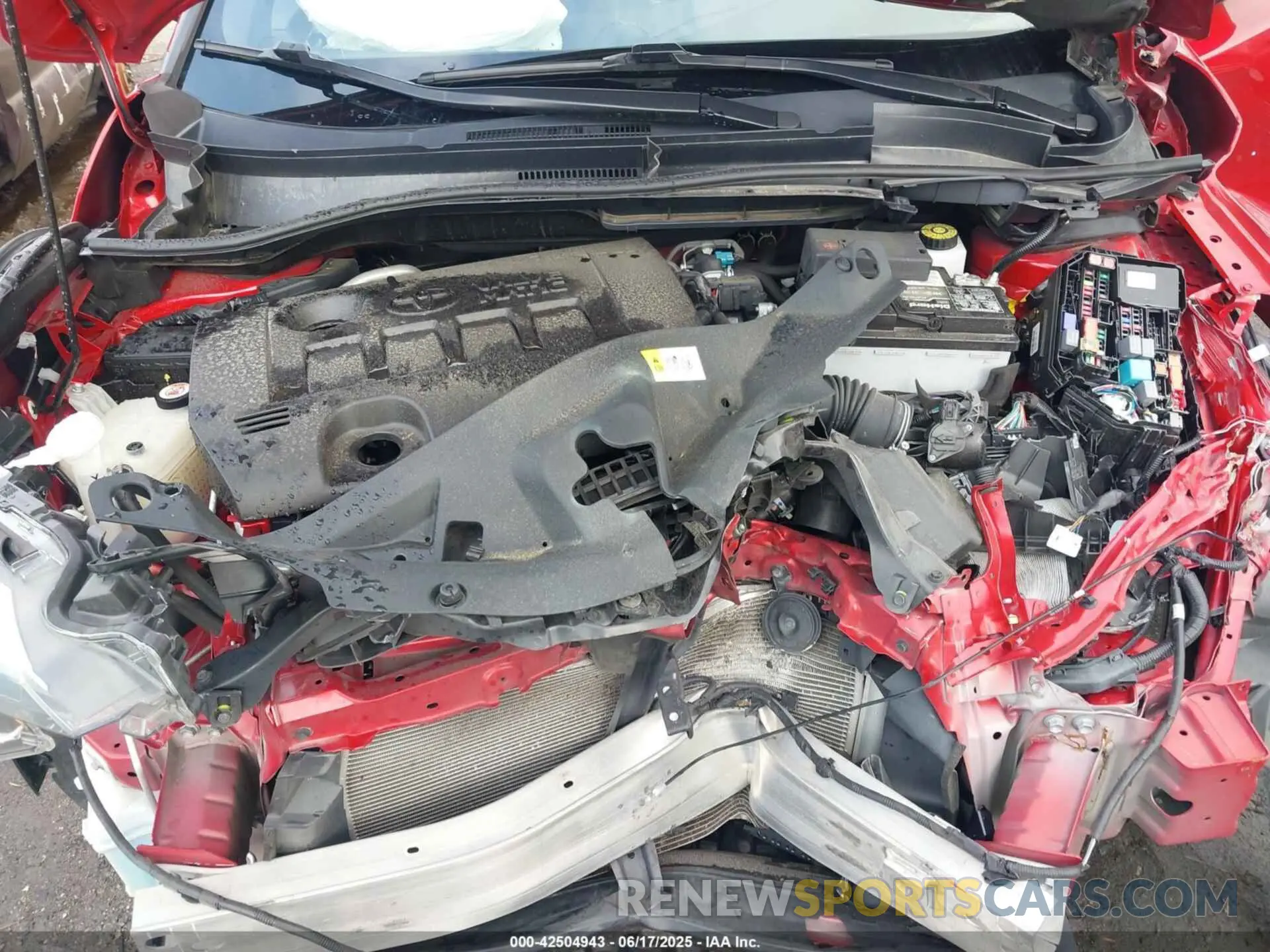 10 Photograph of a damaged car NMTKHMBX1LR109473 TOYOTA C-HR 2020