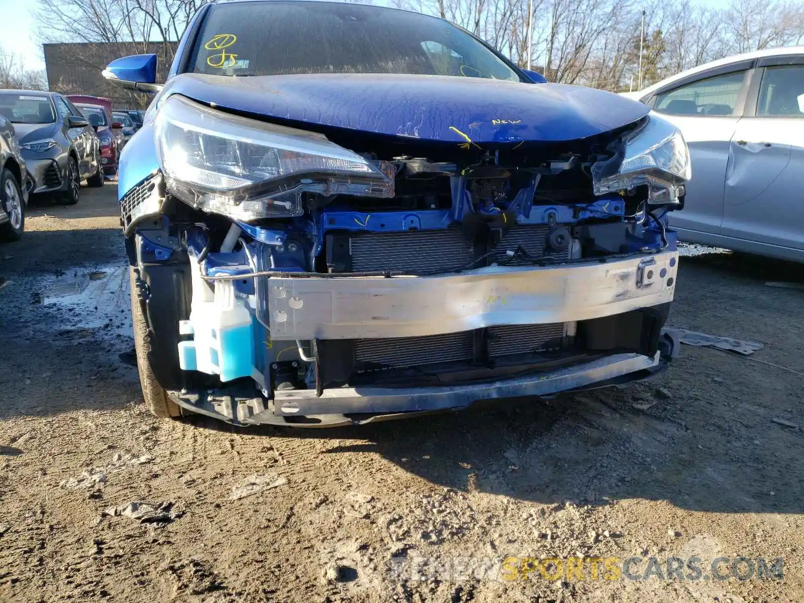 9 Photograph of a damaged car NMTKHMBX1LR112146 TOYOTA C-HR 2020