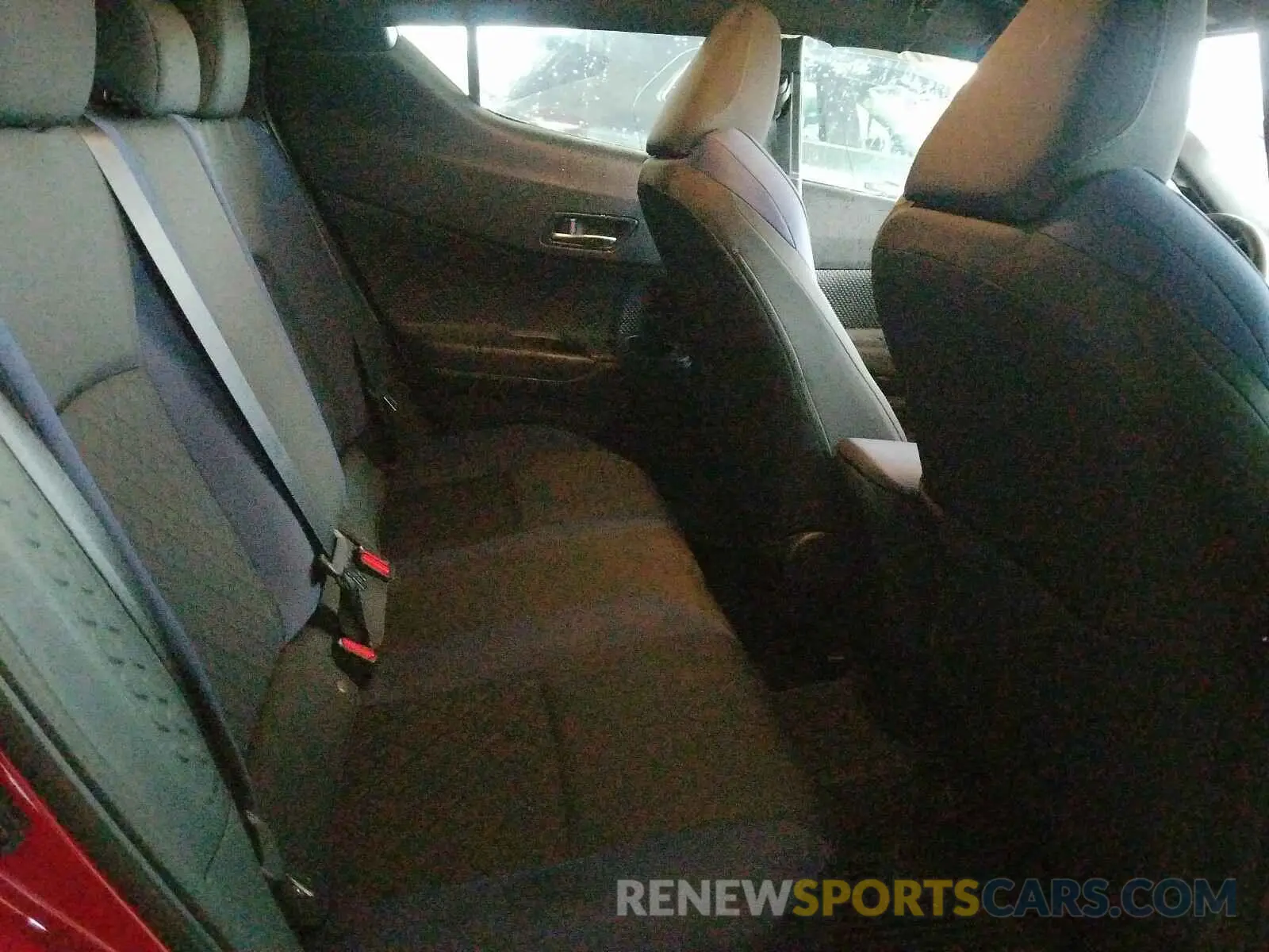 6 Photograph of a damaged car NMTKHMBX1LR112373 TOYOTA C-HR 2020